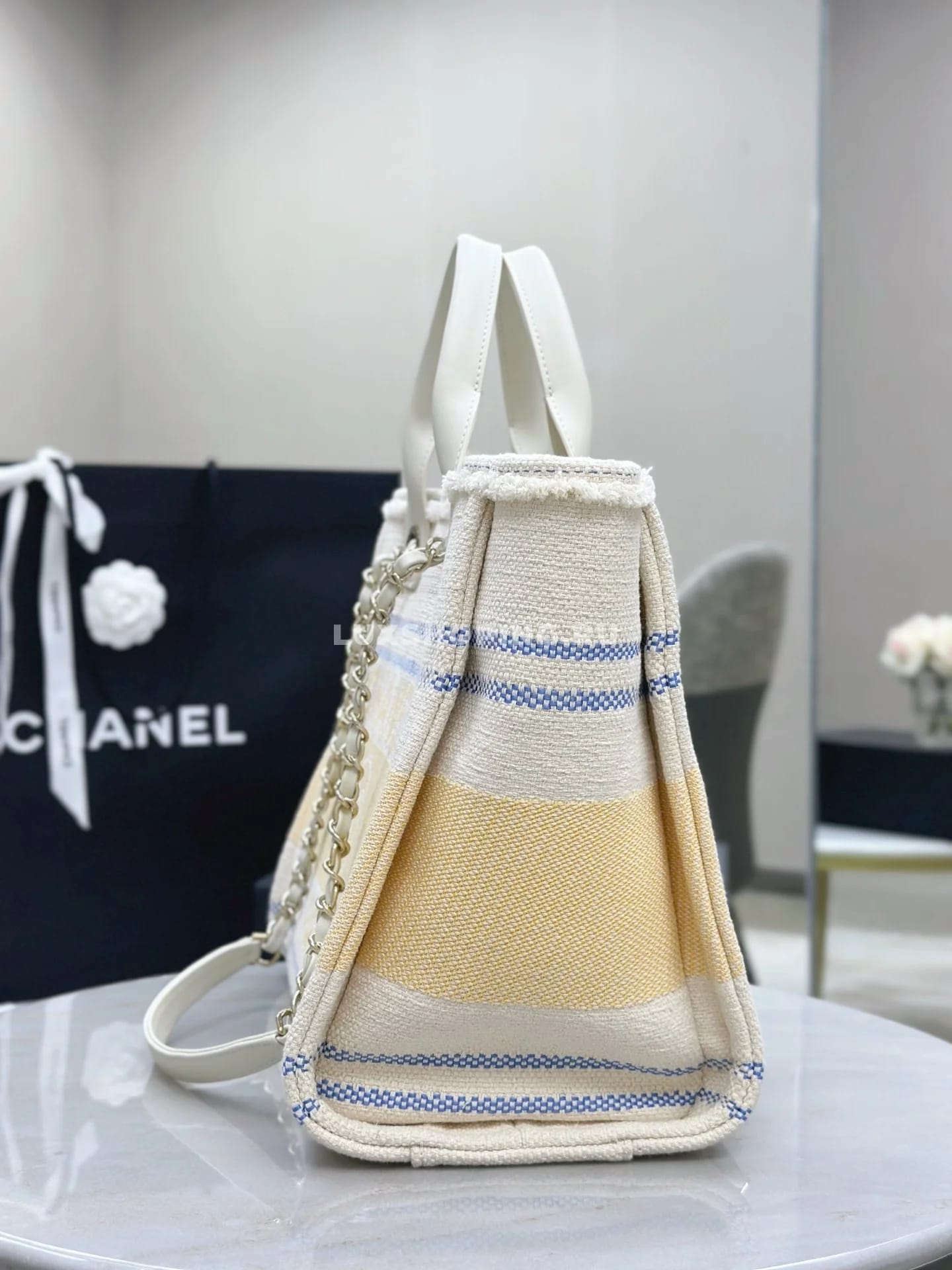 Пляжная сумка Chanel 33 см (желтая) - фото 10