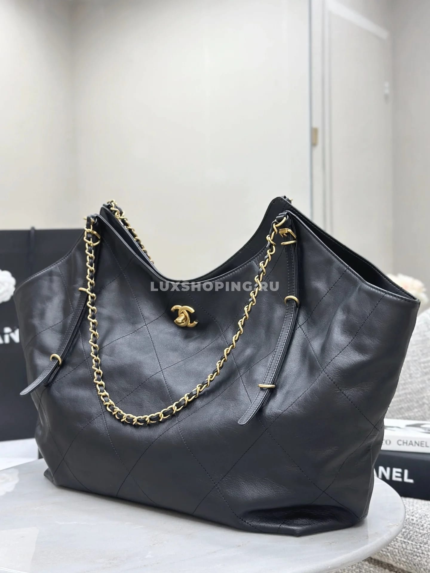 Сумка Chanel Tote черная 36×59×13 см - фото 2