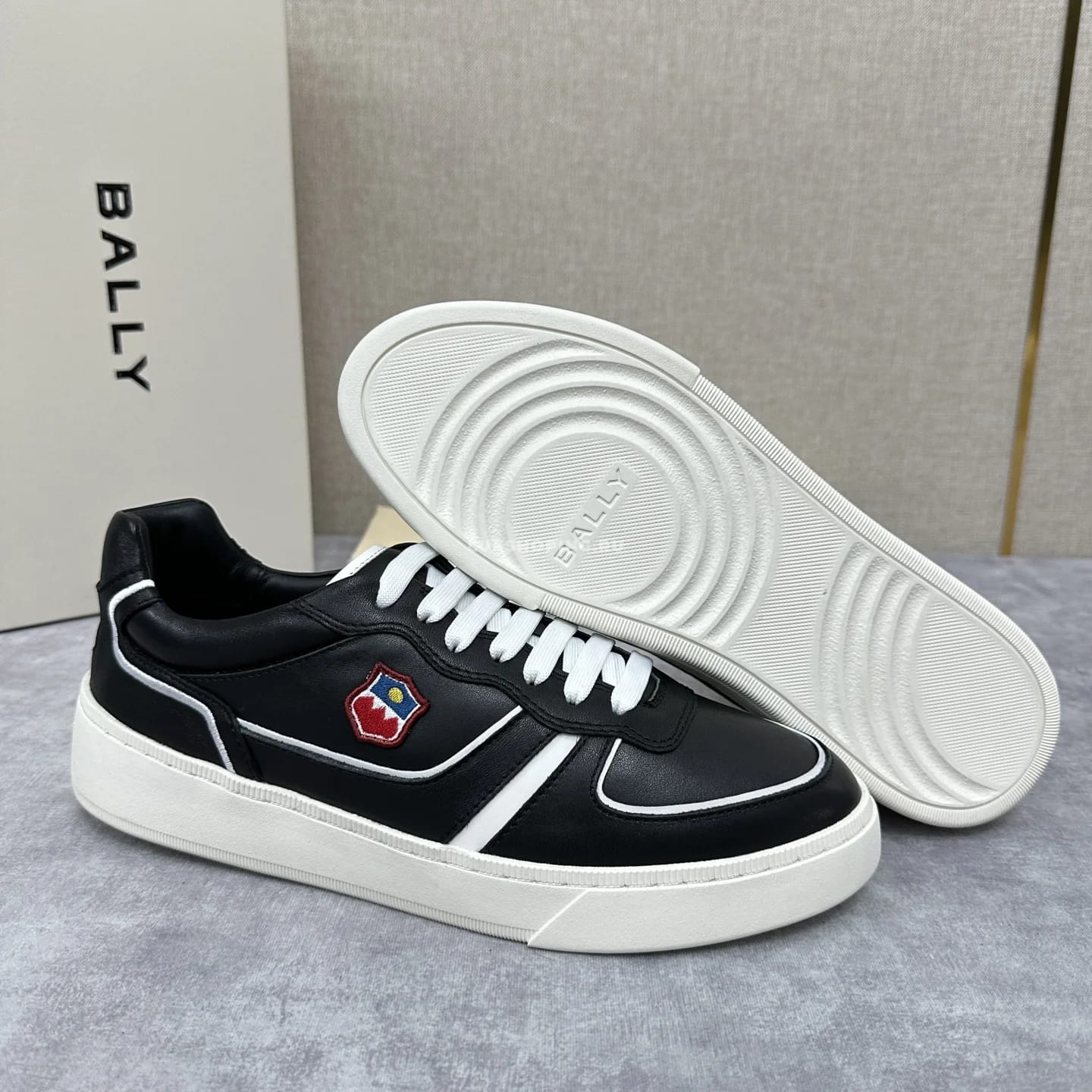 Кроссовки Bally Men's Leather Sneakers  черные - фото 3