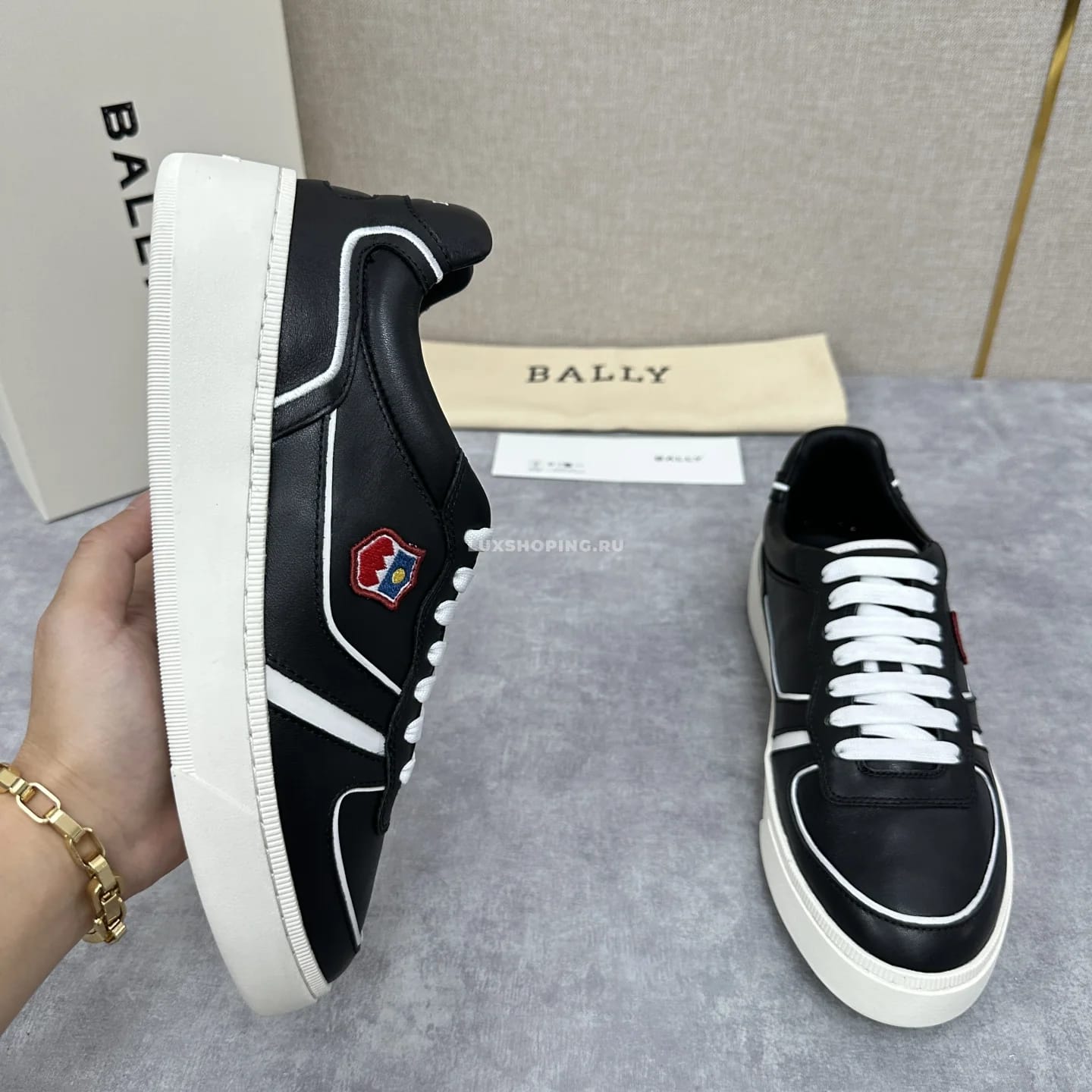 Кроссовки Bally Men's Leather Sneakers  черные - фото 4