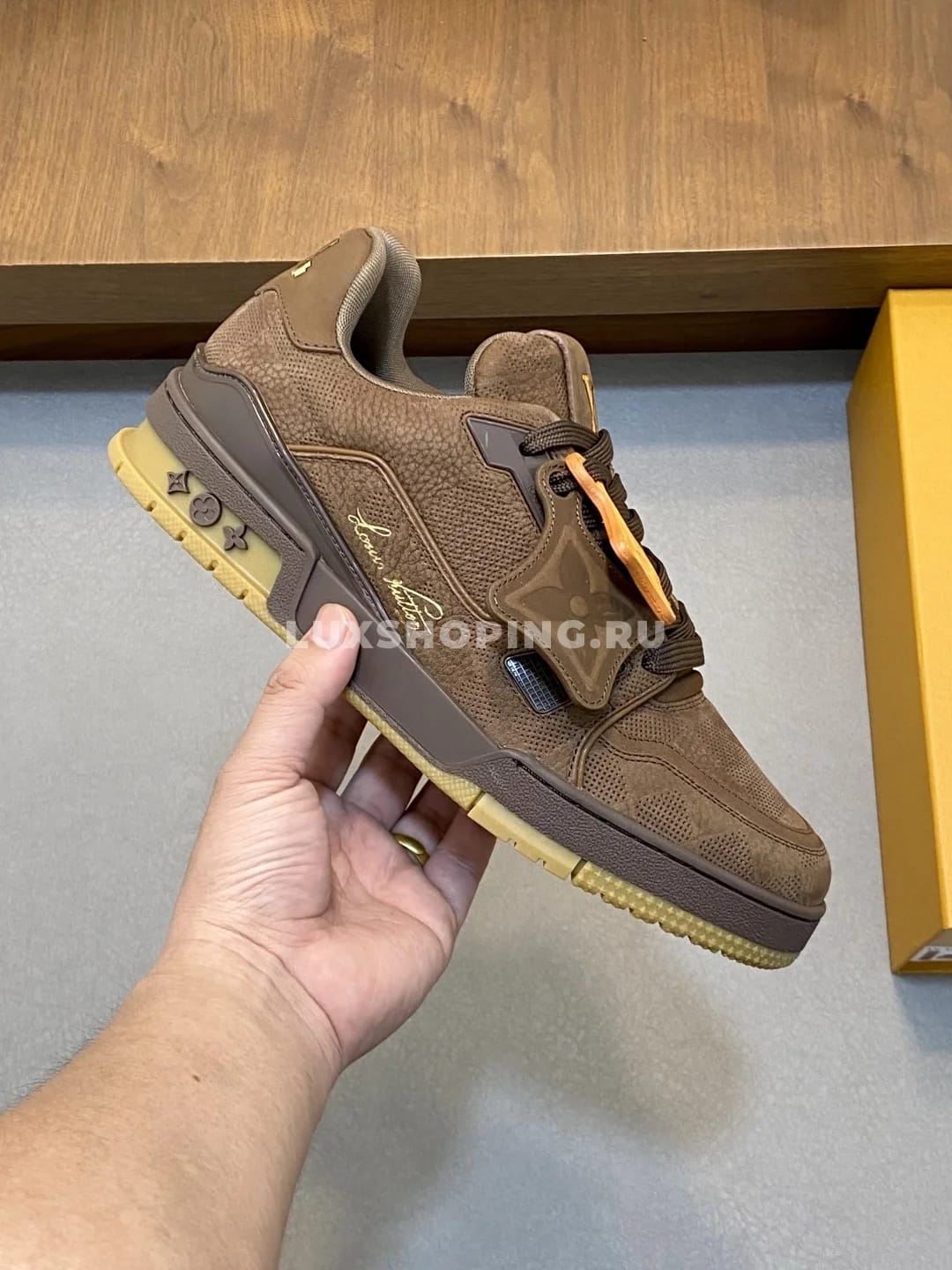 Мужские кроссовки Louis Vuitton Trainer коричневые - фото 6