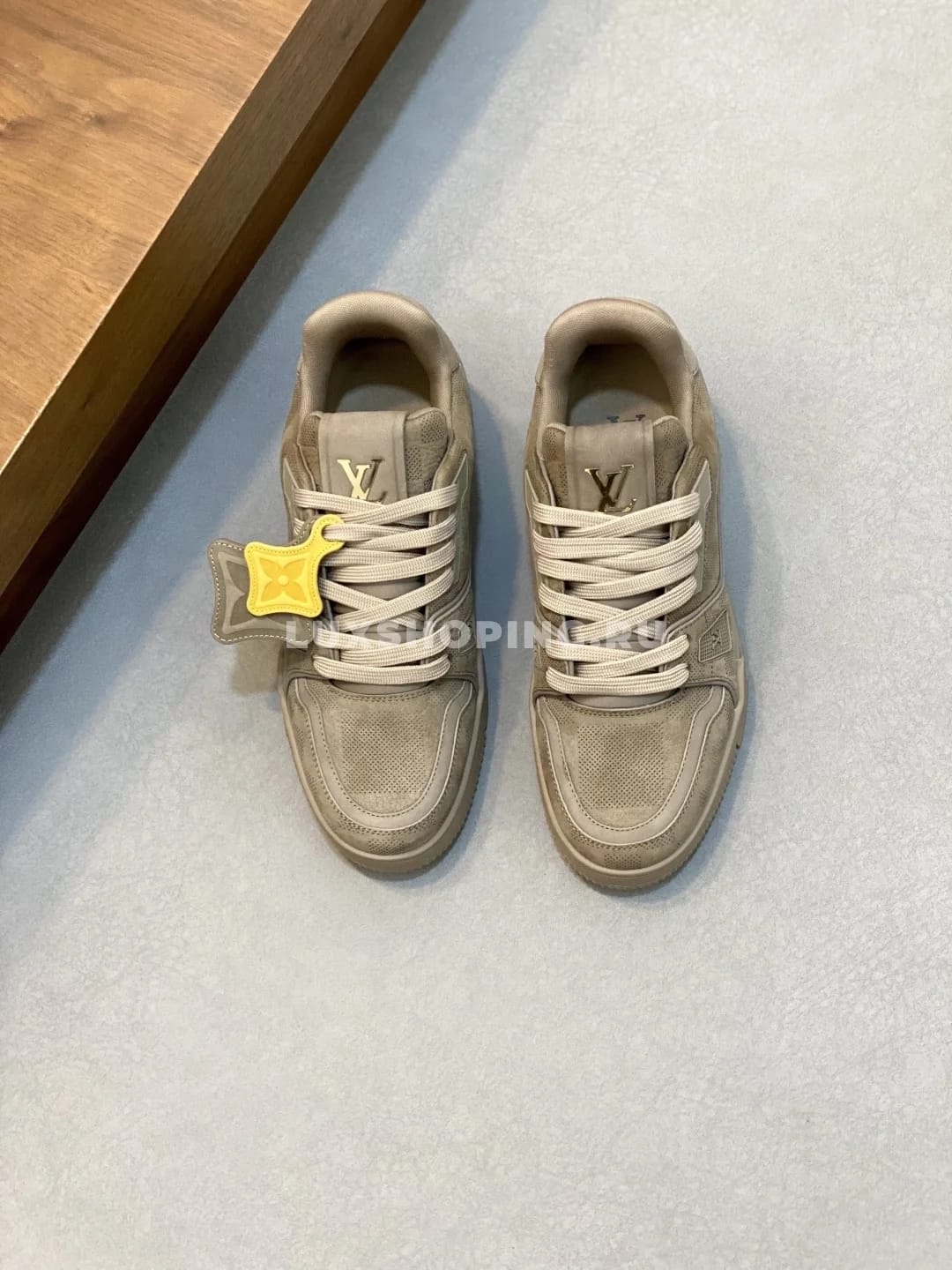 Мужские кроссовки Louis Vuitton Trainer песочные - фото 8