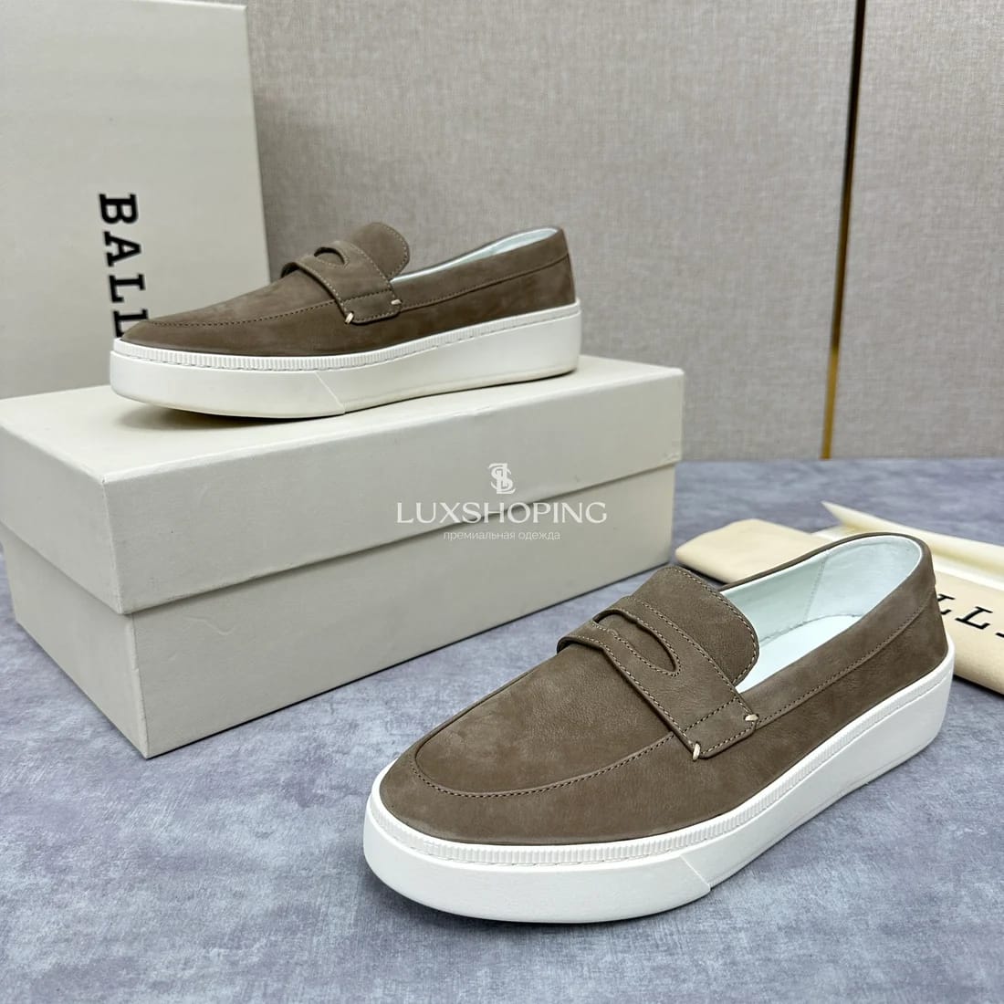 Слипоны Bally мужские бежевые - фото 4