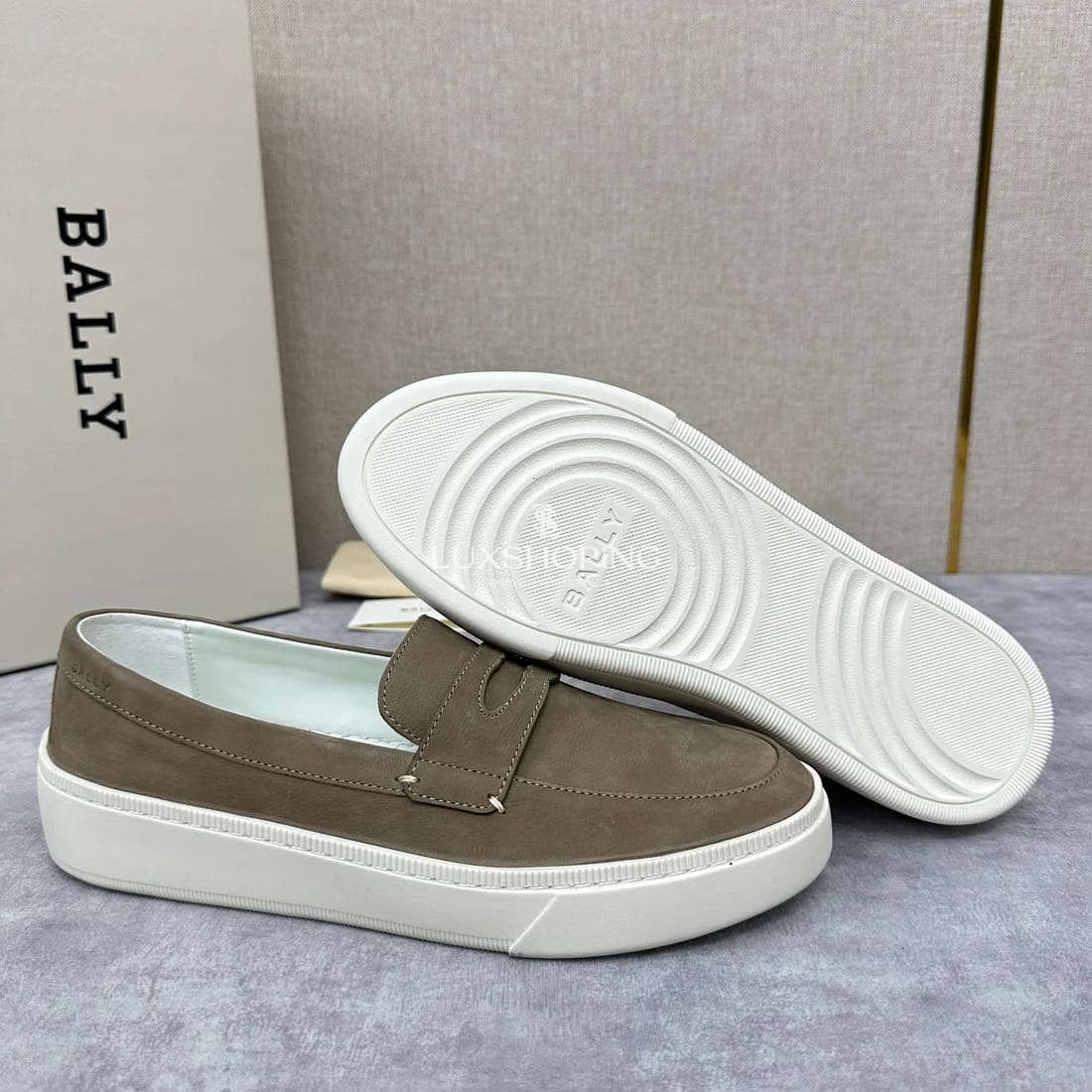 Слипоны Bally мужские бежевые - фото 9
