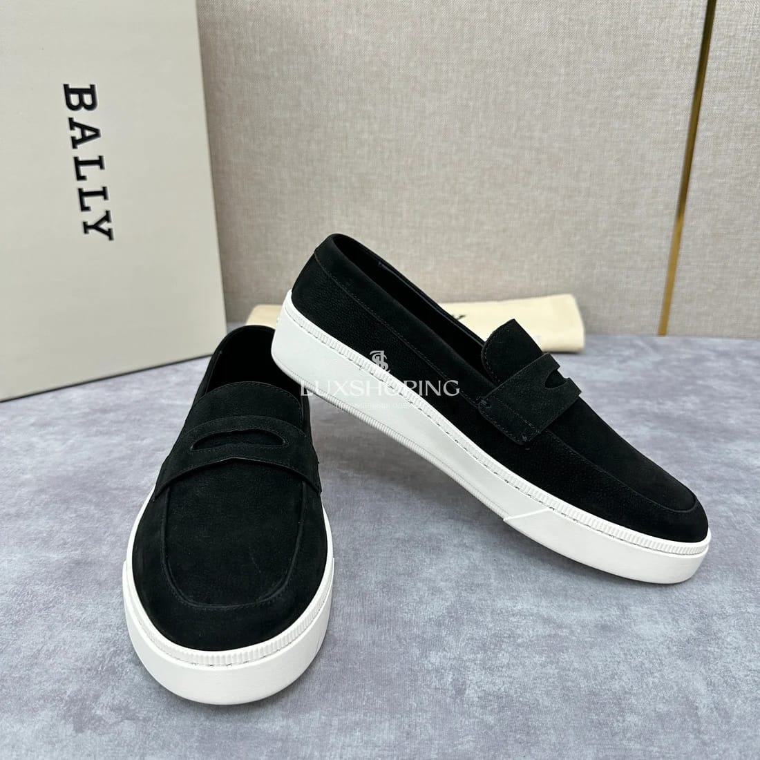 Слипоны Bally мужские черные на белой подошве - фото 8