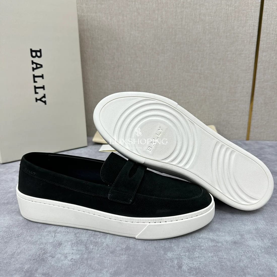 Слипоны Bally мужские черные на белой подошве - фото 9
