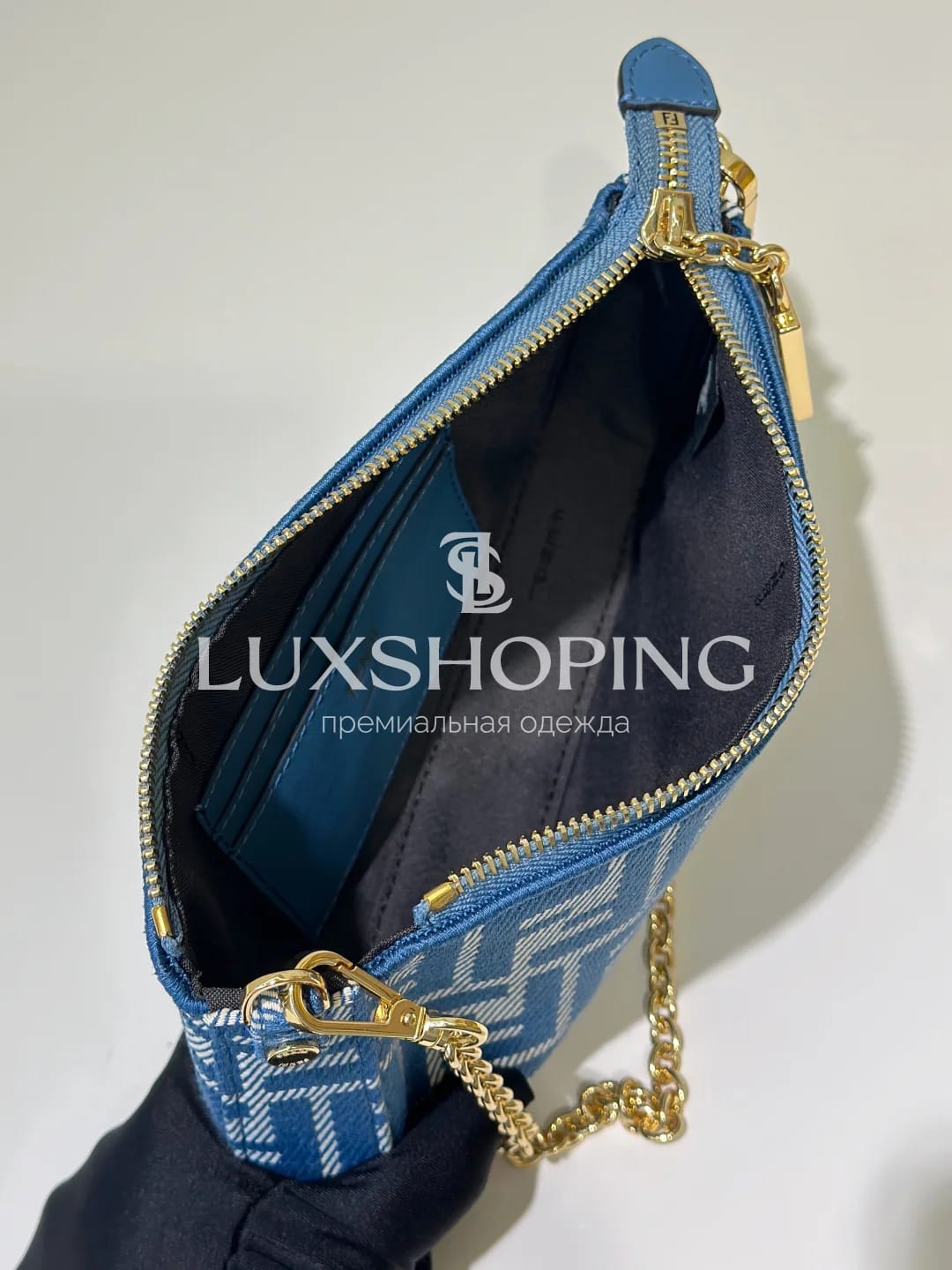 Сумка Fendi Baguette синяя 20×3×12 см - фото 10