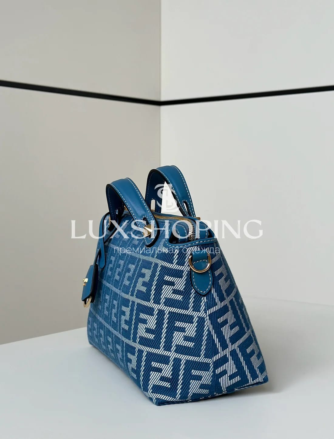 Сумка Fendi Boston синяя 28×12×18 см - фото 4