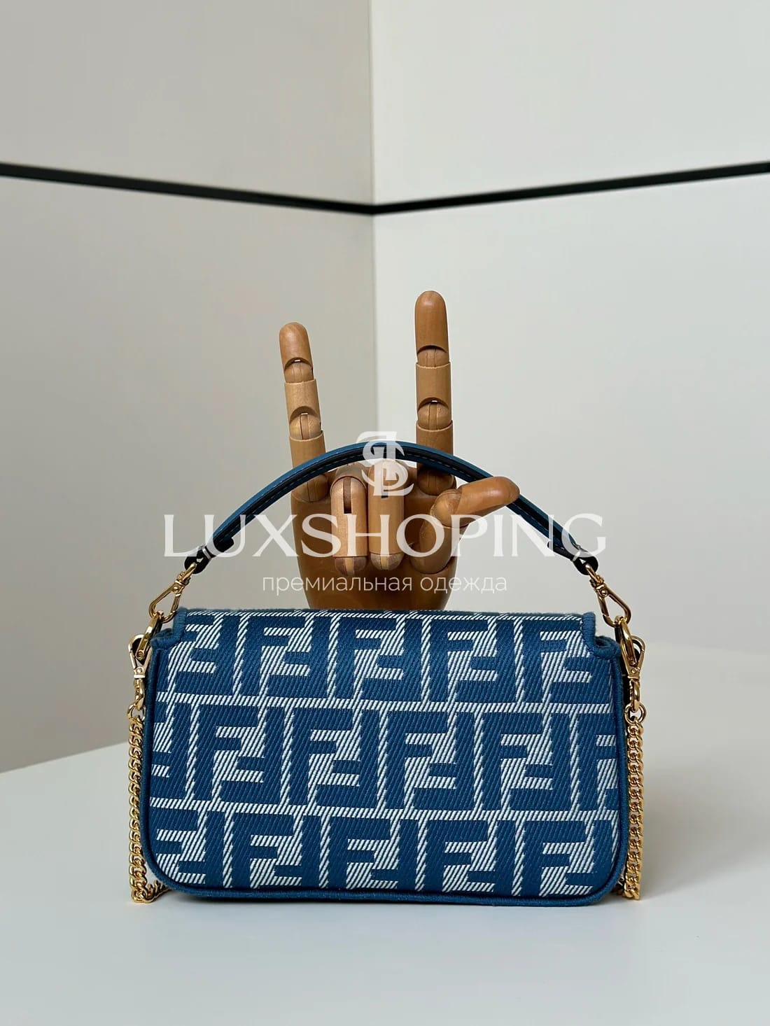 Сумка Fendi Baguette синяя 20×5×11 см - фото 6