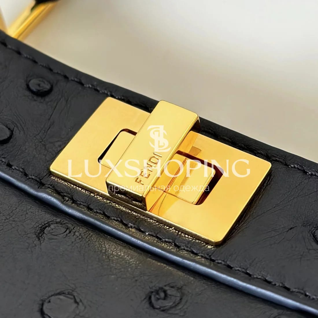 Fendi Peekaboo ISeeU Petite черная 20×11×15 см - фото 5