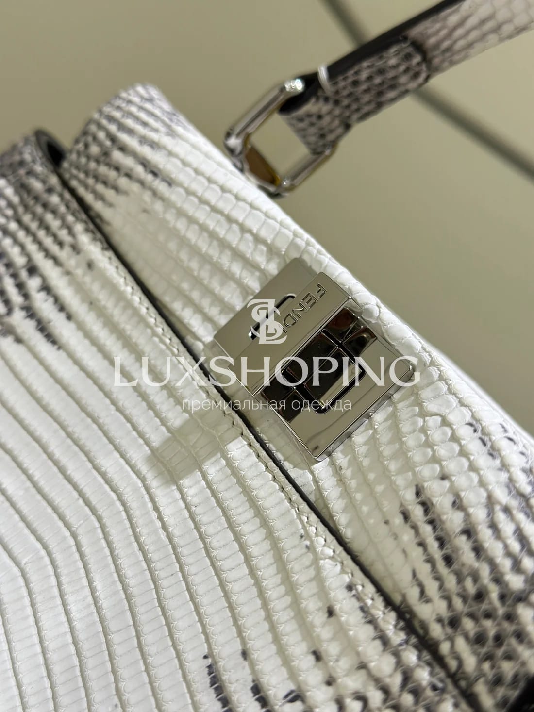 Сумка Fendi Peekaboo ящерица 23×19×11 см - фото 6