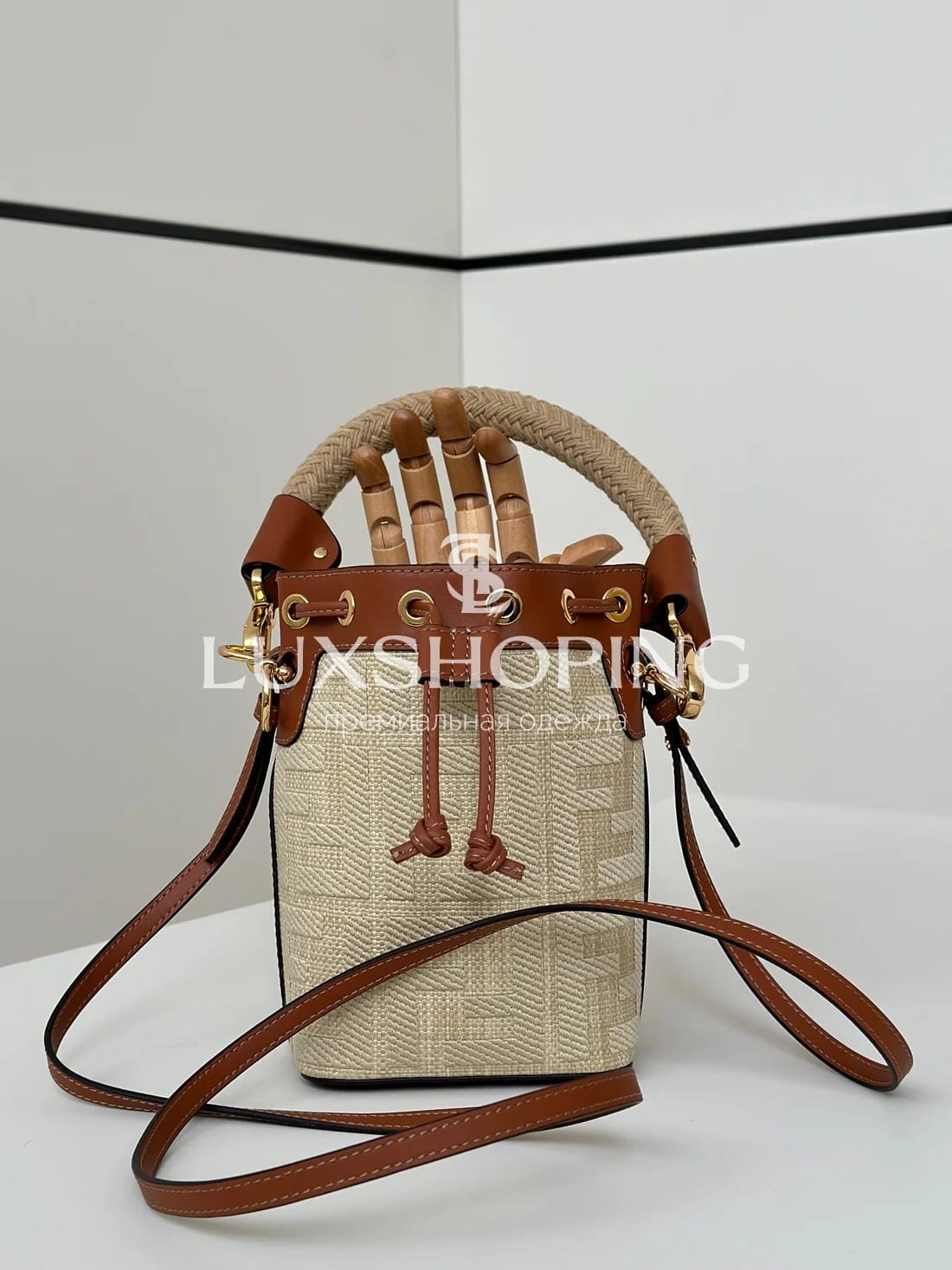 Сумка Fendi мини-ведерко песочная 12×18×10 см - фото 2