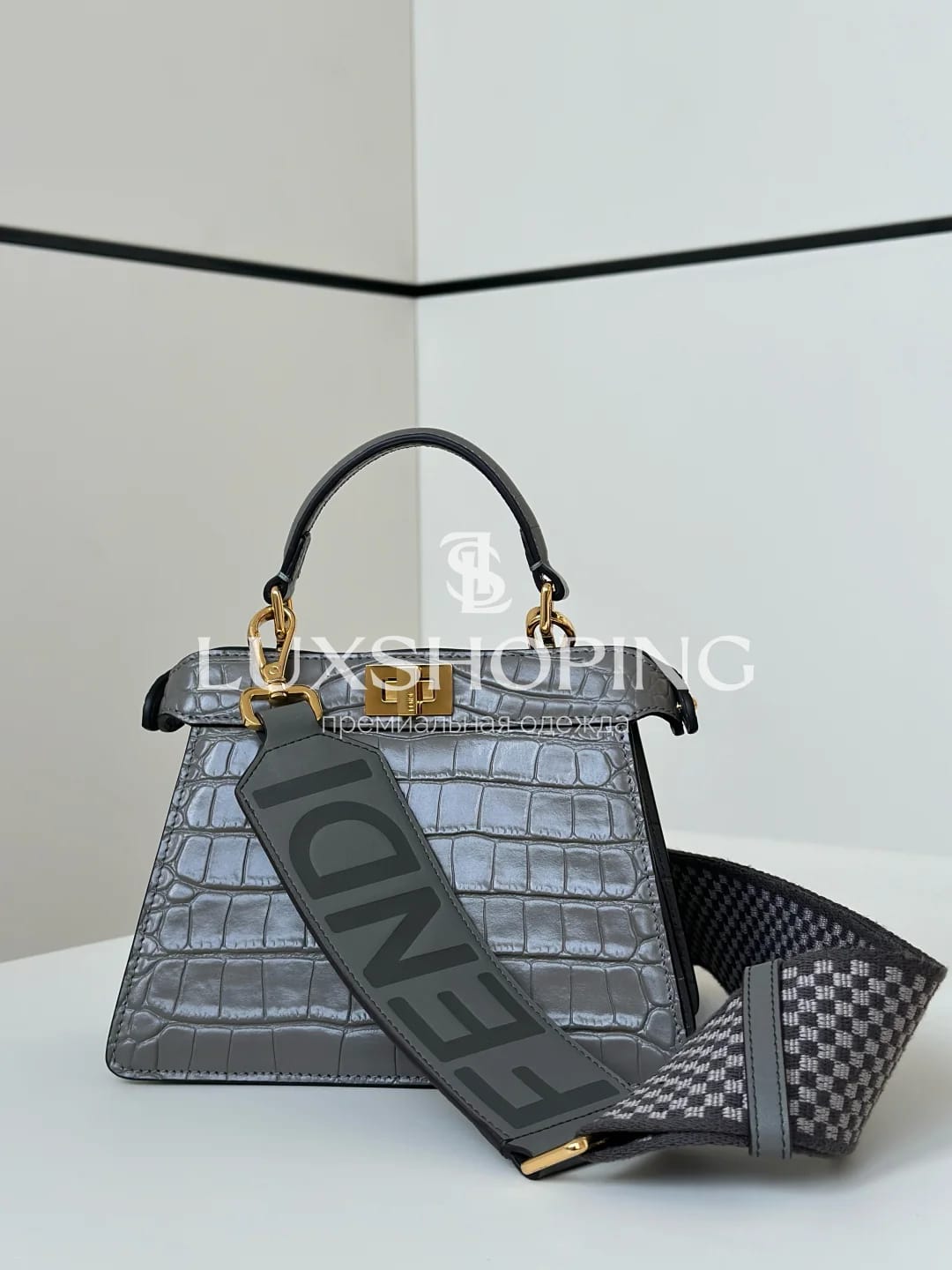 Сумка Fendi Peekaboo ISeeU Petite серая 20×15×10 см - фото 3