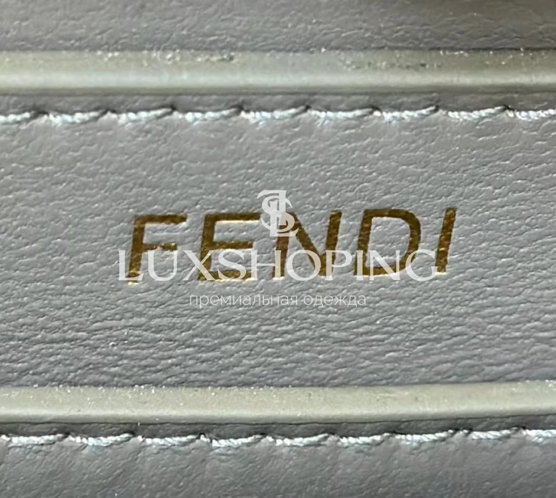 Сумка Fendi Peekaboo ISeeU Petite серая 20×15×10 см - фото 8