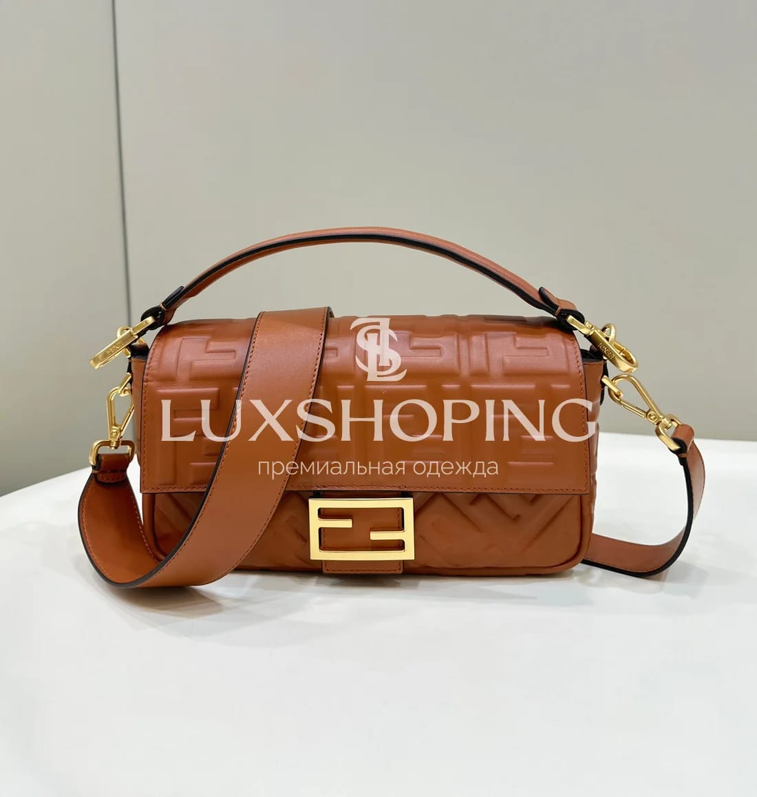 Сумка Fendi Baguette коричневая 27×15×5 см - фото 2