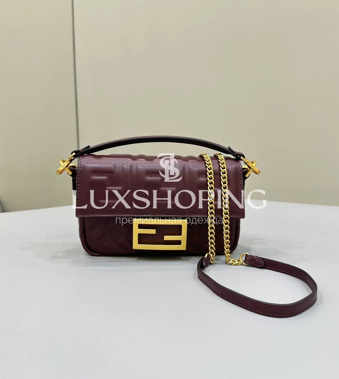 Сумка Fendi Baguette Mini бордовая 19 см - фото 2