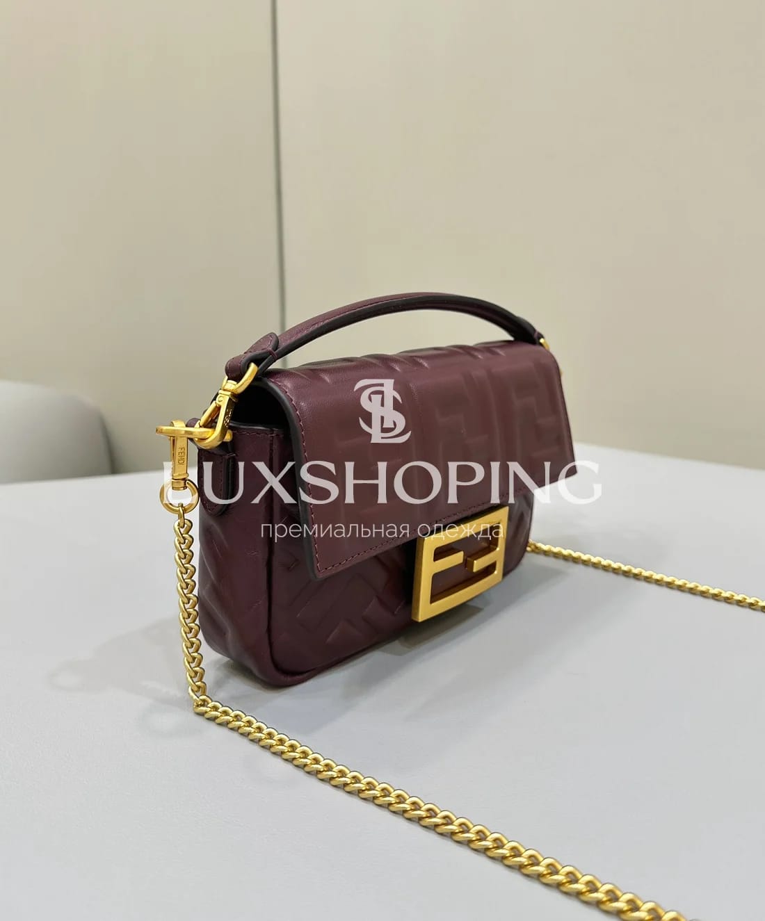 Сумка Fendi Baguette Mini бордовая 19 см - фото 4