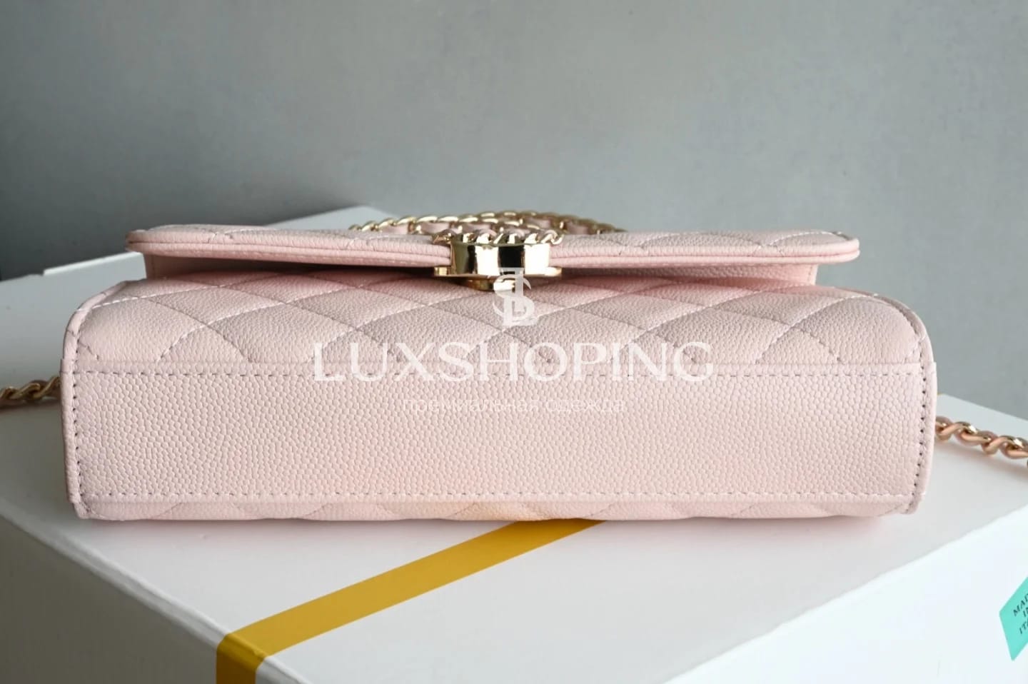 CHANEL Kelly Phone Bag  Нежно-Розовая жемчужина сезона 10 × 18 × 4.5 см - фото 8