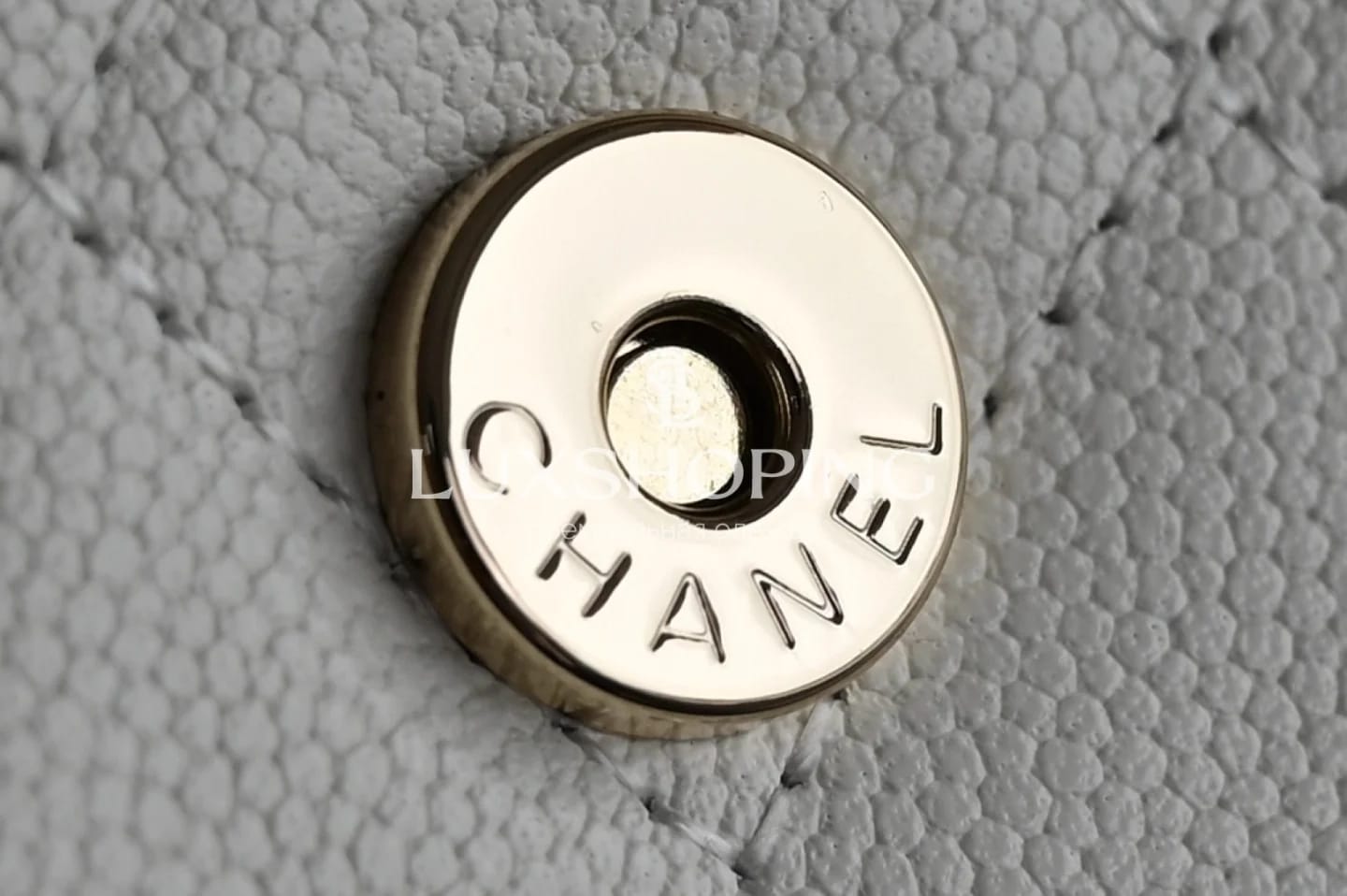 CHANEL Kelly Phone Bag  Белая жемчужина сезона 10 × 18 × 4.5 см - фото 7