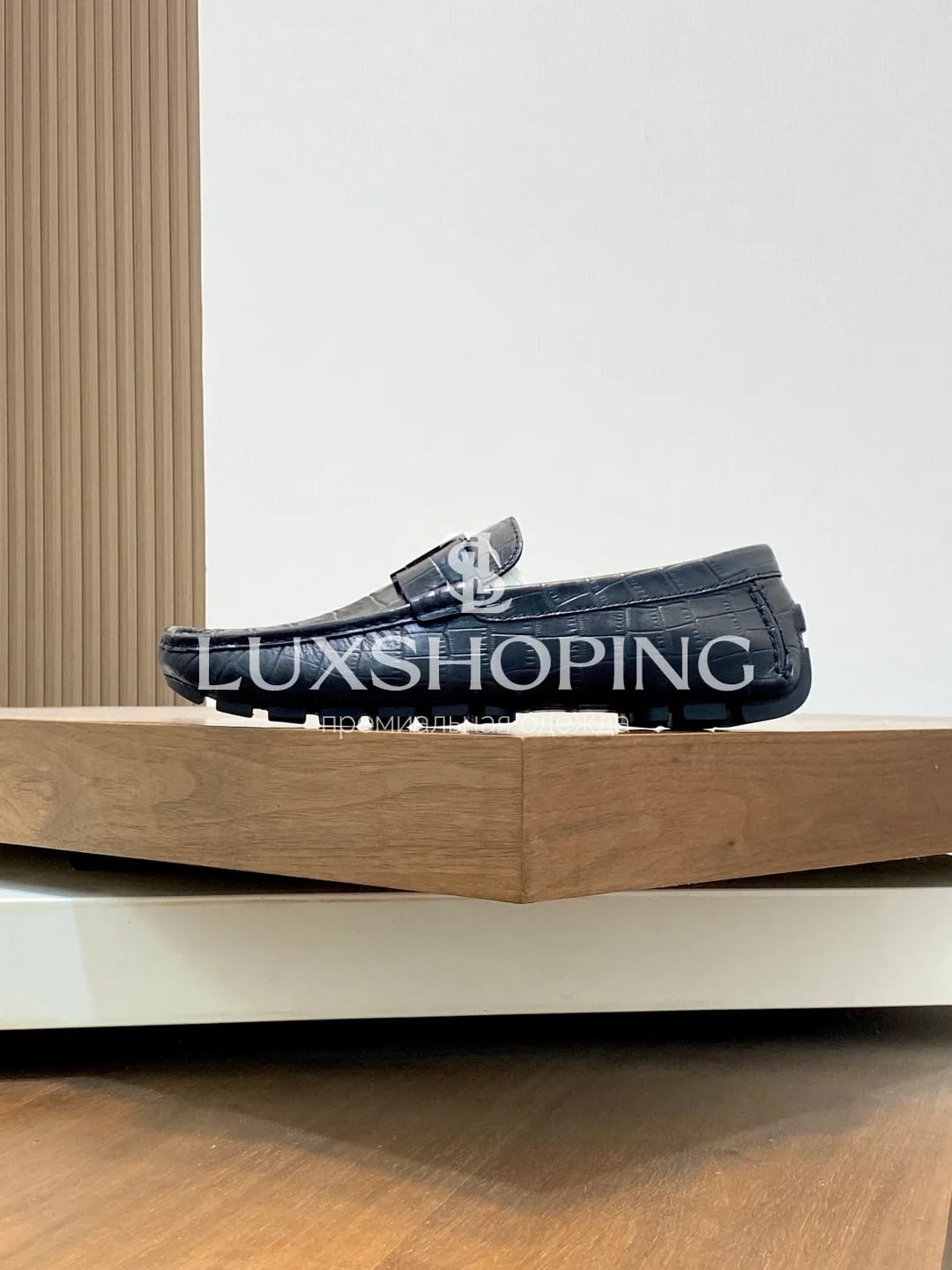 Чёрные мокасины Louis Vuitton крокодиловые m6 - фото 3