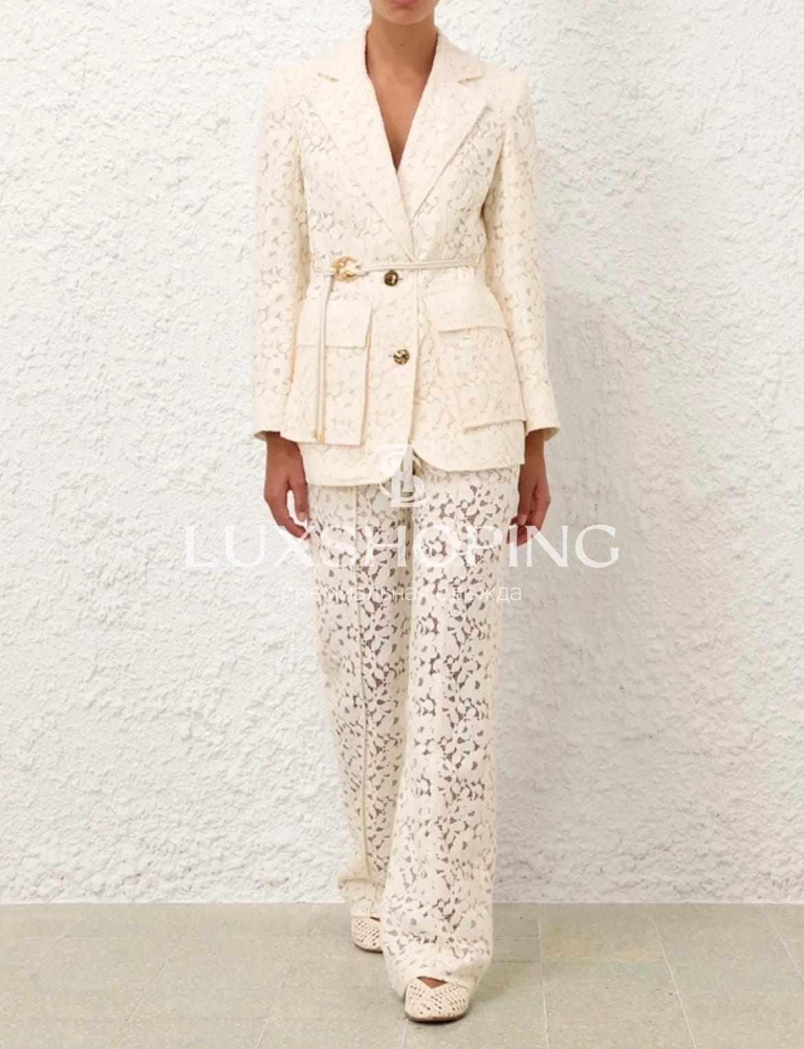 Костюм Zimmermann "Illuminate Lace"  жакет и брюки из кружева цвета крем - фото 4