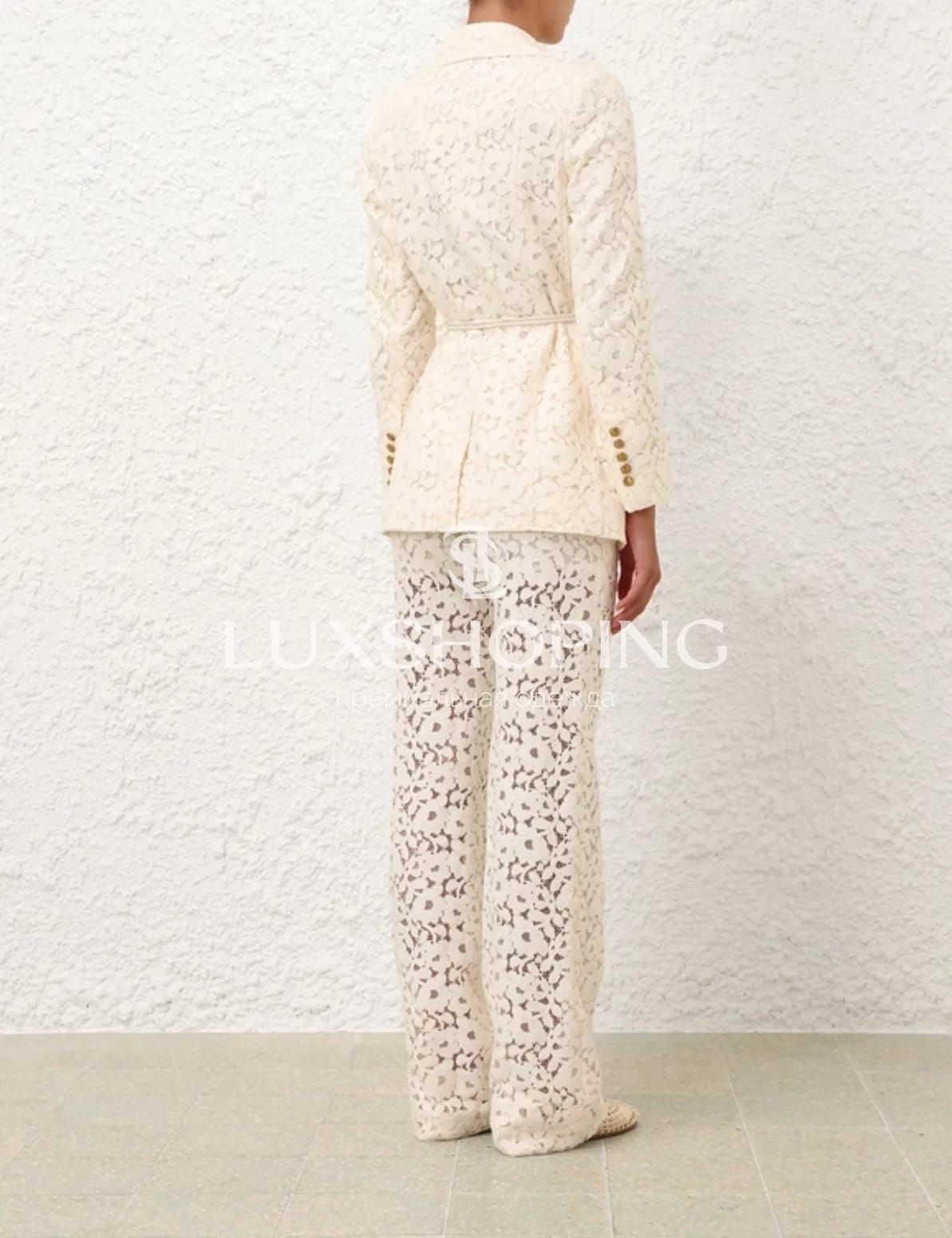 Костюм Zimmermann "Illuminate Lace"  жакет и брюки из кружева цвета крем - фото 5