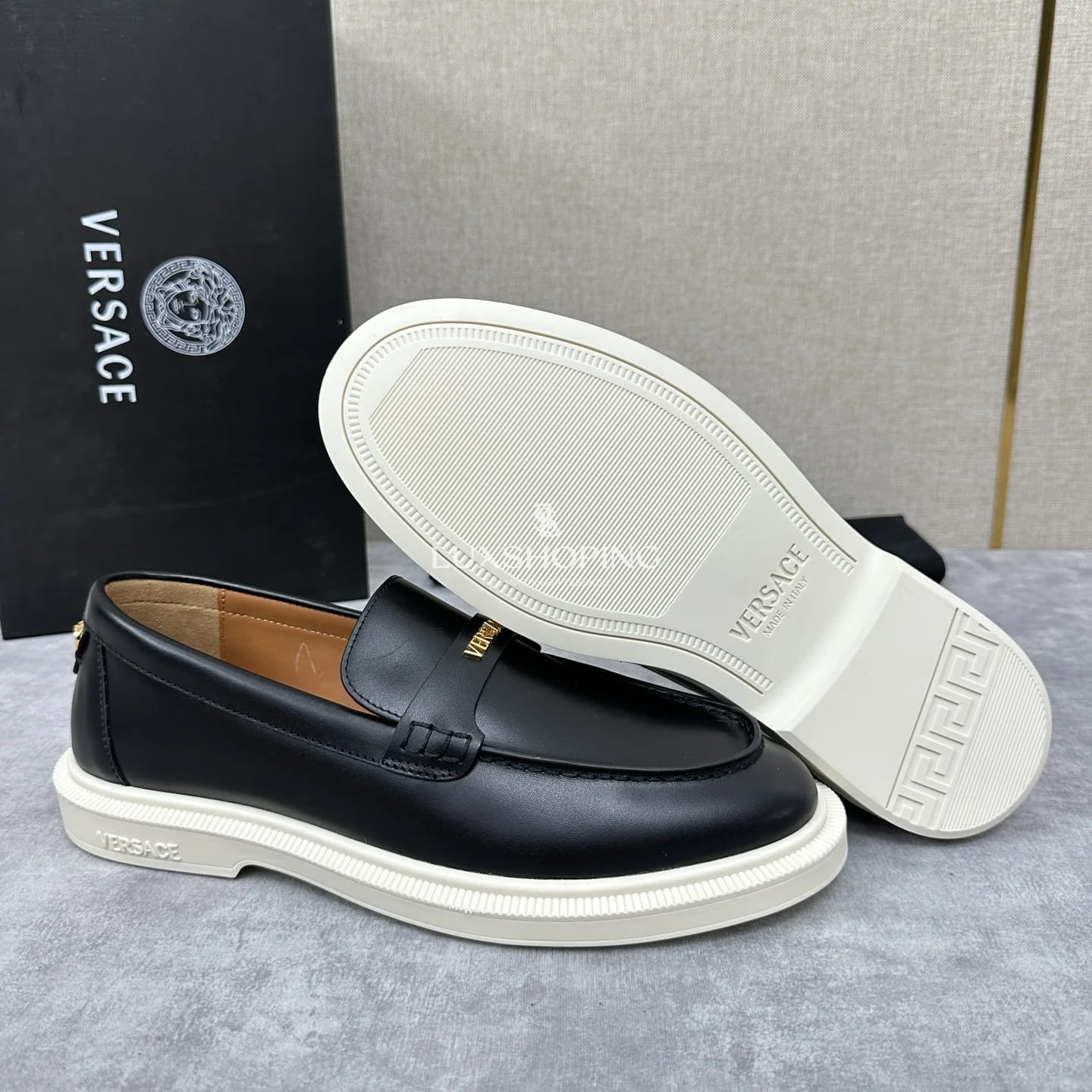 Чёрные лоферы Versace Greca - фото 3