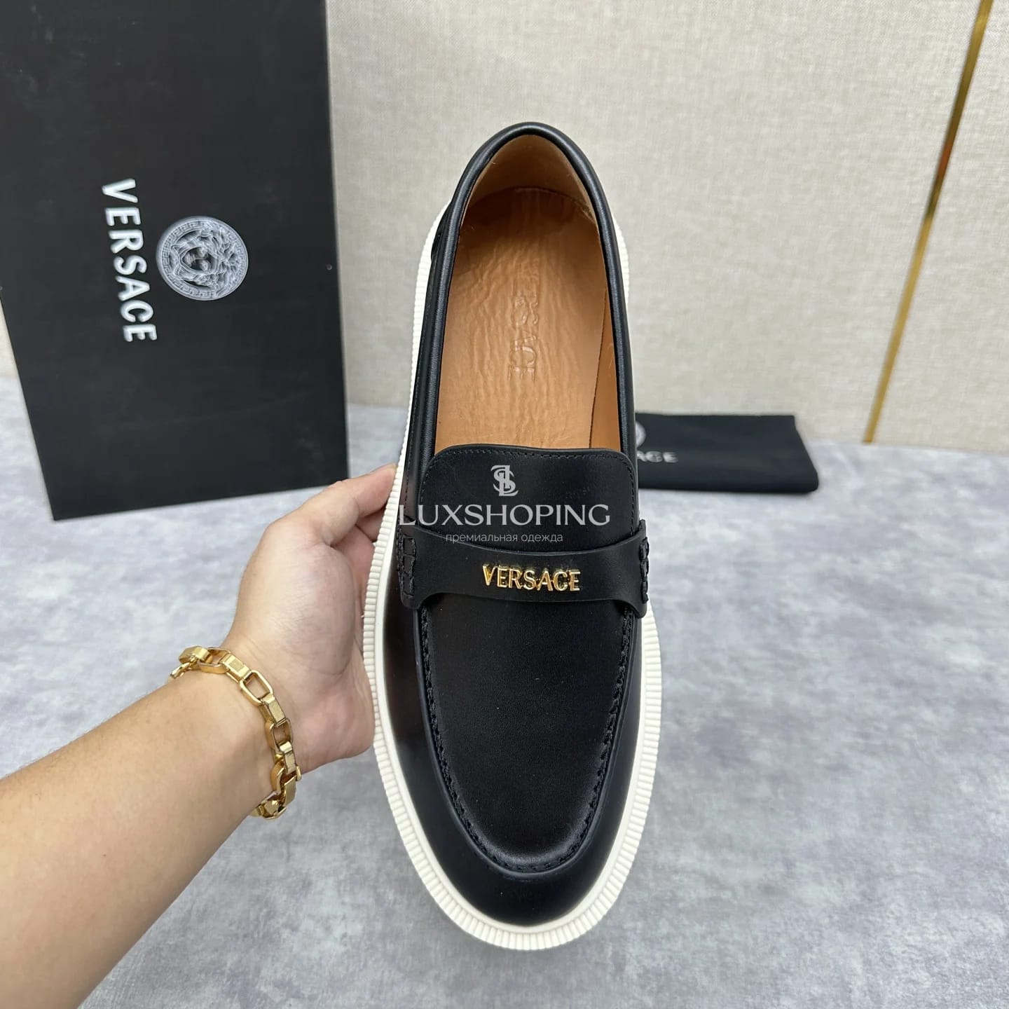 Чёрные лоферы Versace Greca - фото 5