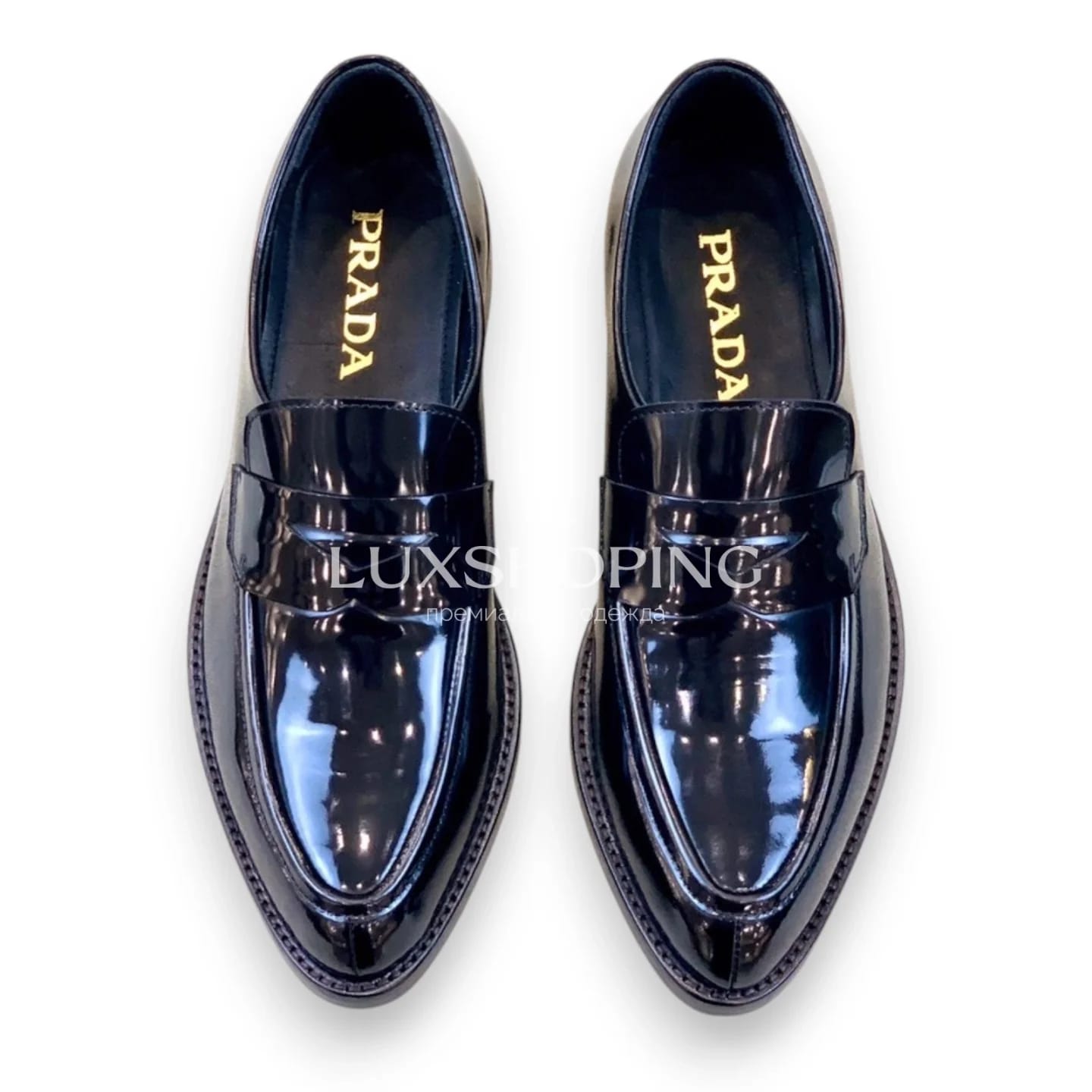 Чёрные туфли Prada лаковые