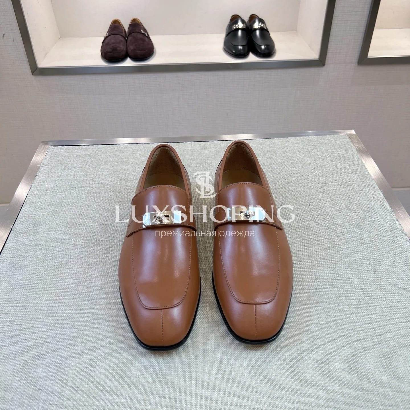 Кожаные лоферы Hermes с замком коричневые - фото 4