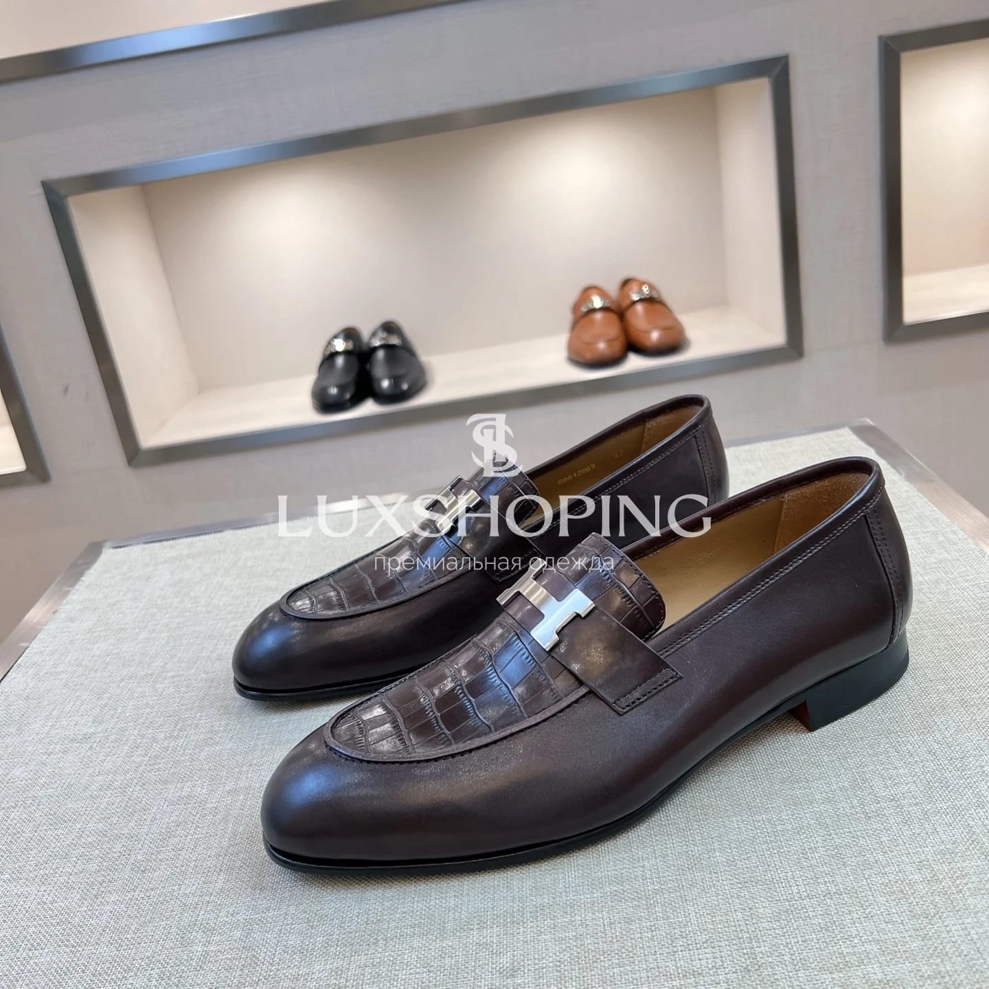 Темно-коричневые кожаные лоферы Hermès с имитацией змеиной кожи - фото 2
