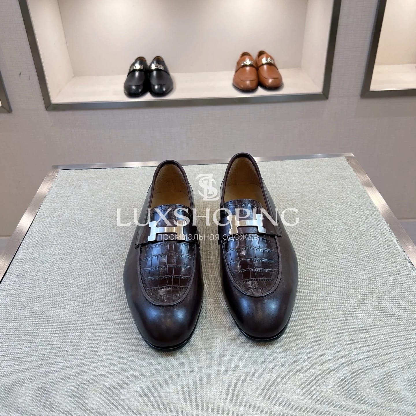 Темно-коричневые кожаные лоферы Hermès с имитацией змеиной кожи - фото 6