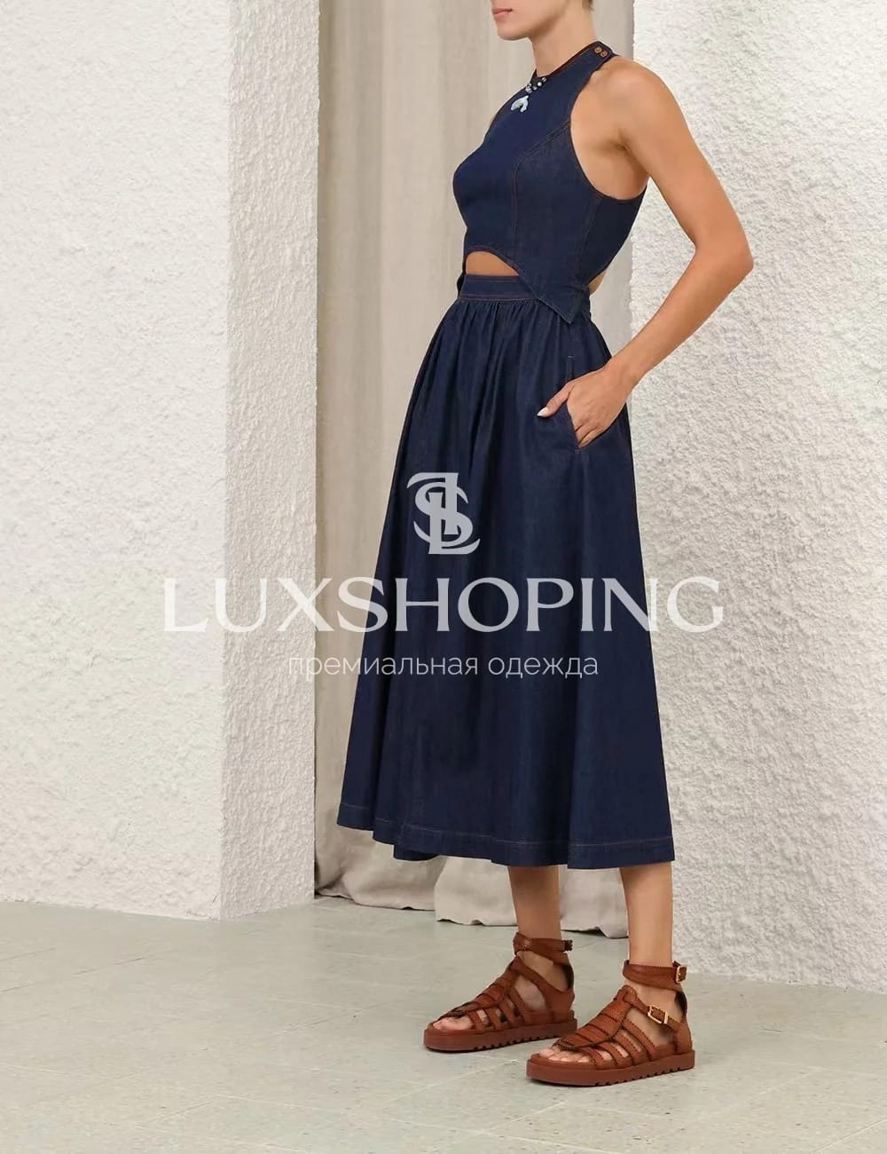 Платье Zimmermann "Denim Racer" — джинсовое миди с вырезом на талии и открытой спиной - фото 7