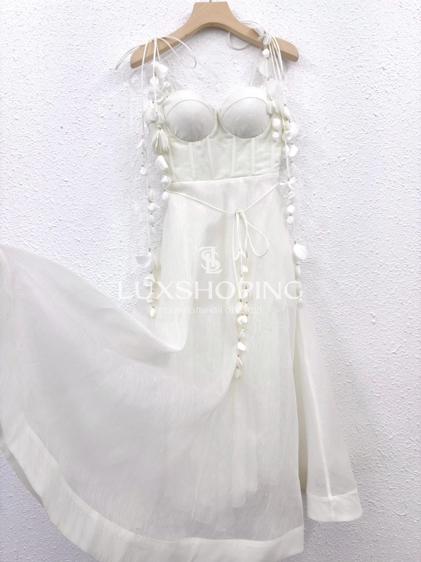 Платье Zimmermann "Natura Corset Dress" — белоснежное миди из льна и шелка с корсетным лифом - фото 10