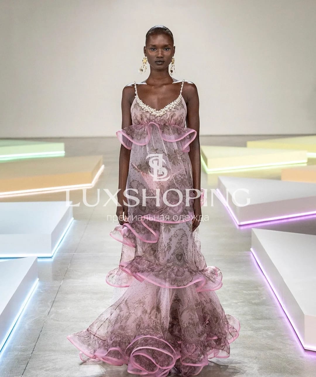 Zimmermann — Платье Crush Embellished Maxi Dress - фото 21