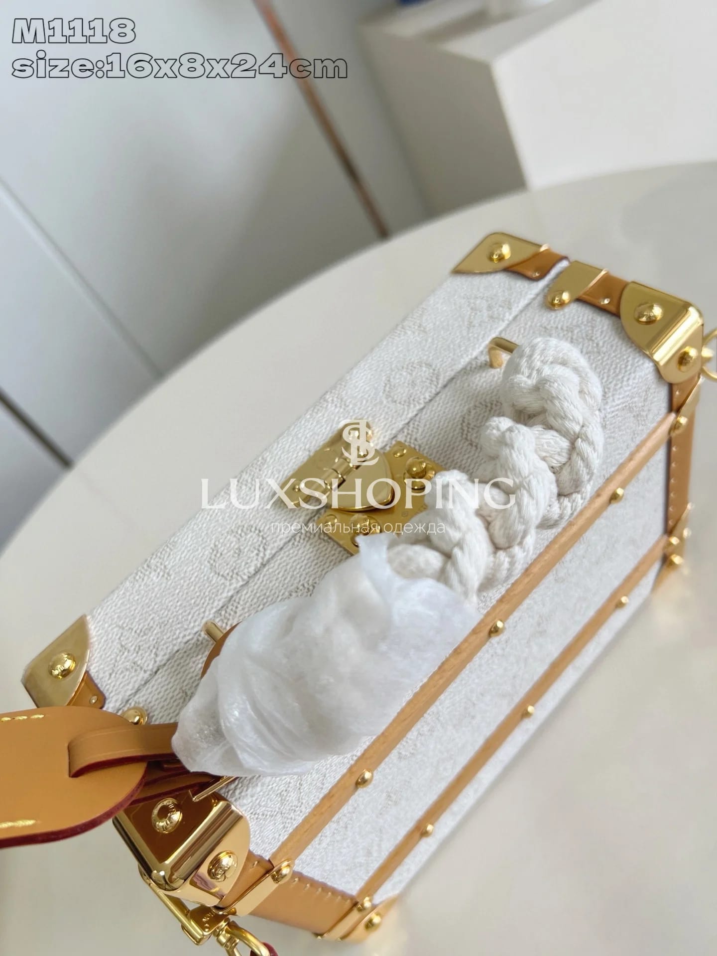 Сумка Louis Vuitton Handle Trunk White Floral 16.5 x 8 x 24 см - фото 10