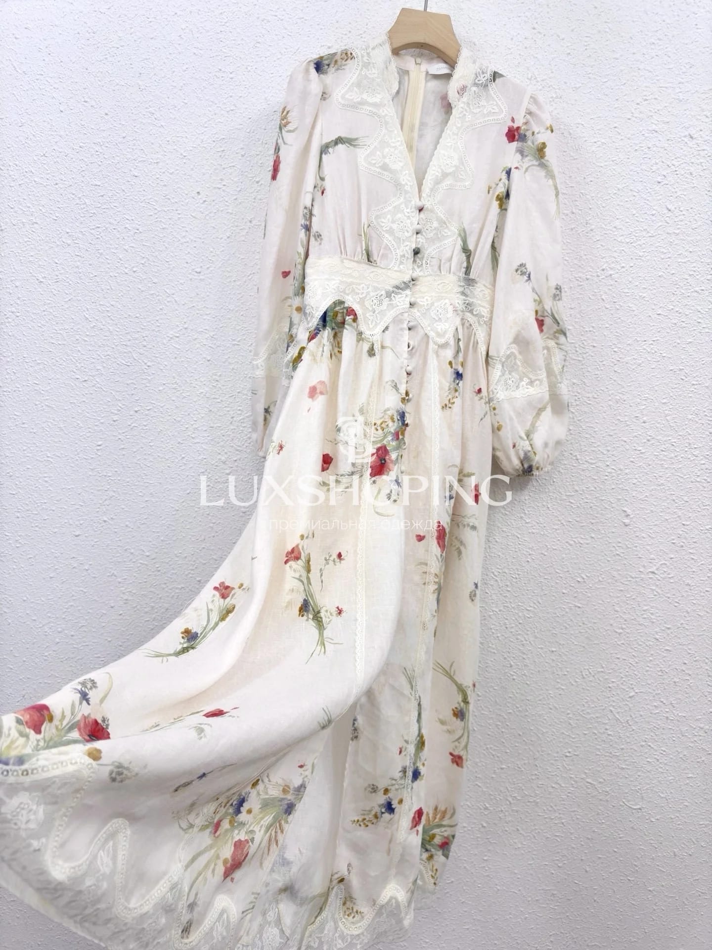 Платье Zimmermann Lucky Lace Plunge Midi Dress - фото 10