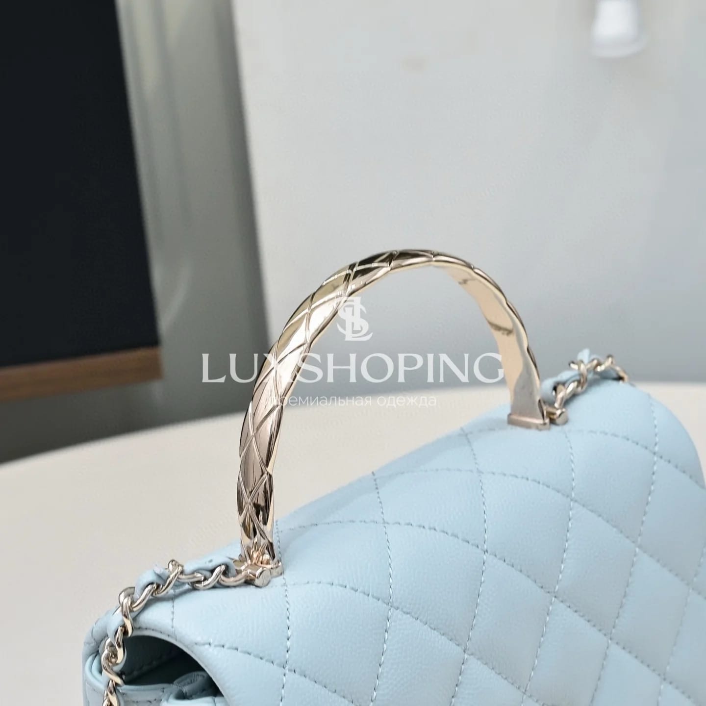 CHANEL Сумка 25S Coco Crush Handle в голубом цвете 11.5 × 18 × 7 см  (Small) - фото 6
