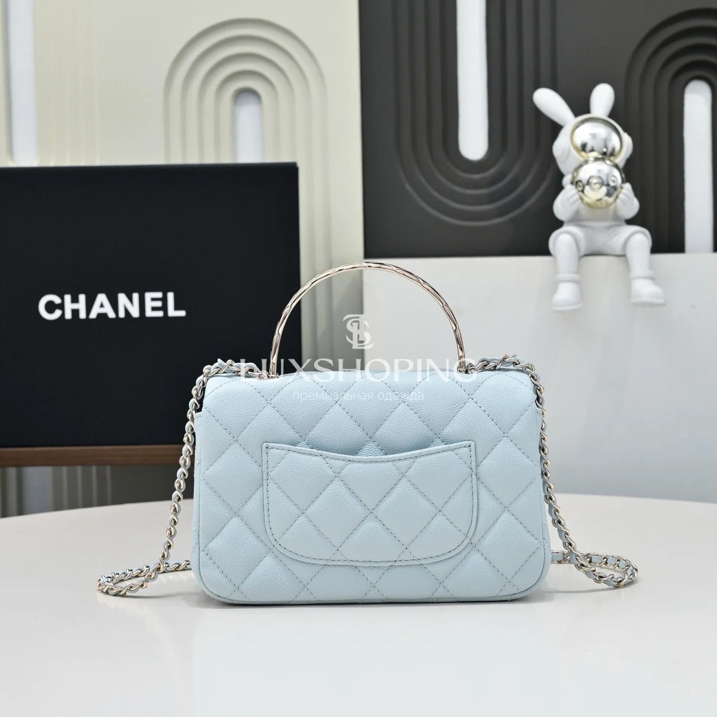 CHANEL Сумка 25S Coco Crush Handle в голубом цвете Medium 13.5 × 23 × 7 см - фото 3