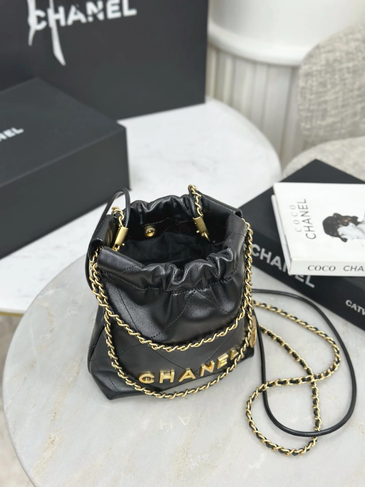 Сумка Chanel мешок мини 20х19х6 см - фото 9