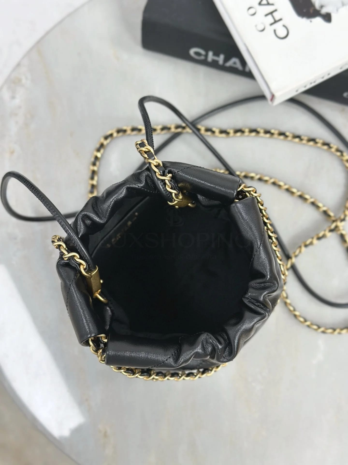 Сумка Chanel мешок мини 20х19х6 см - фото 10