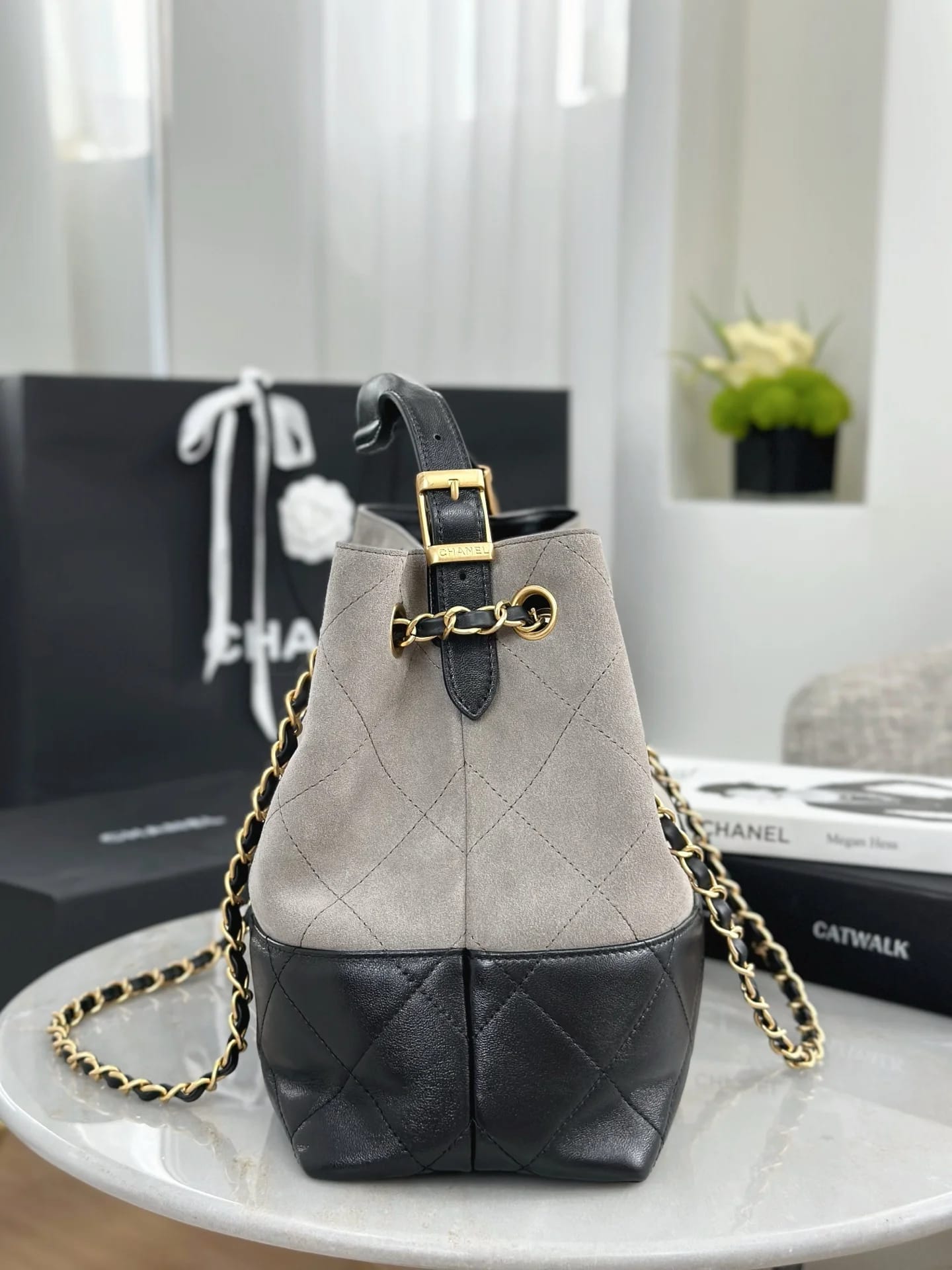 Сумка Chanel 25A высокий шопер 24х36х14 см бежевый - фото 5