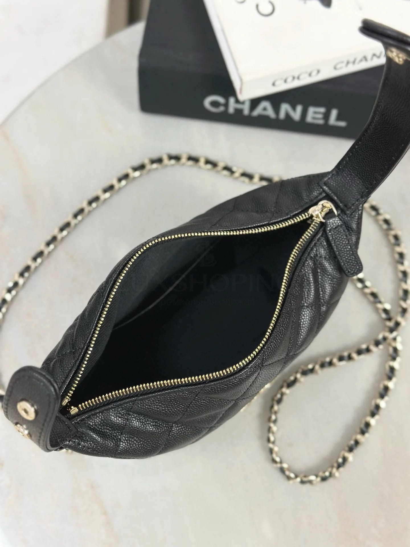 Сумка Chanel 25A Ланч-бокс 19х21х6 см - фото 10