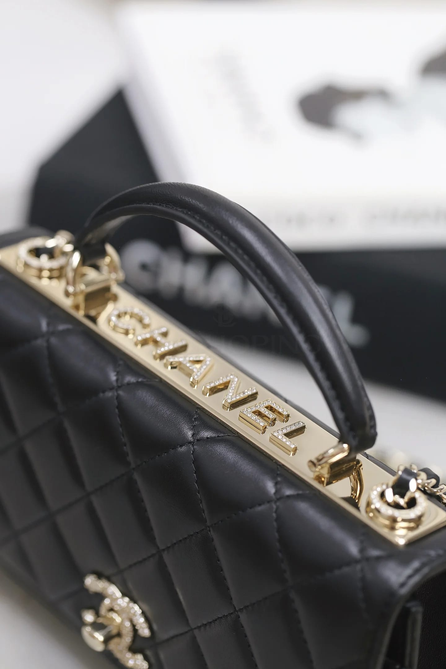 Сумка Chanel 25S Trendy CC WOC 12х19х3.5 см - фото 6