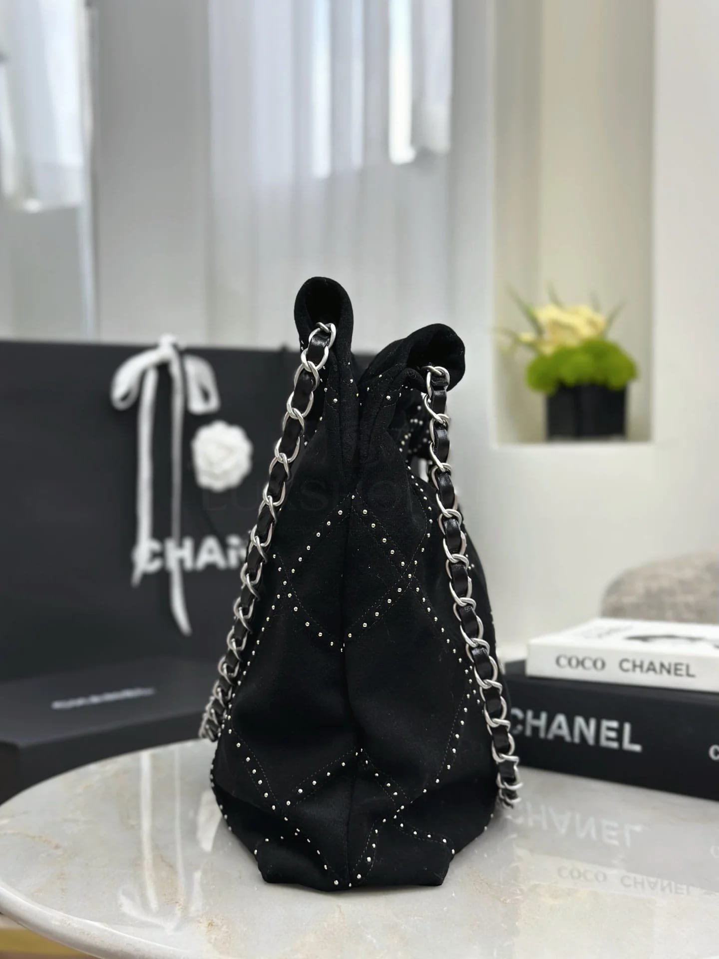 Сумка Chanel 22 Bag в черной замше 35х37х7 см - фото 5