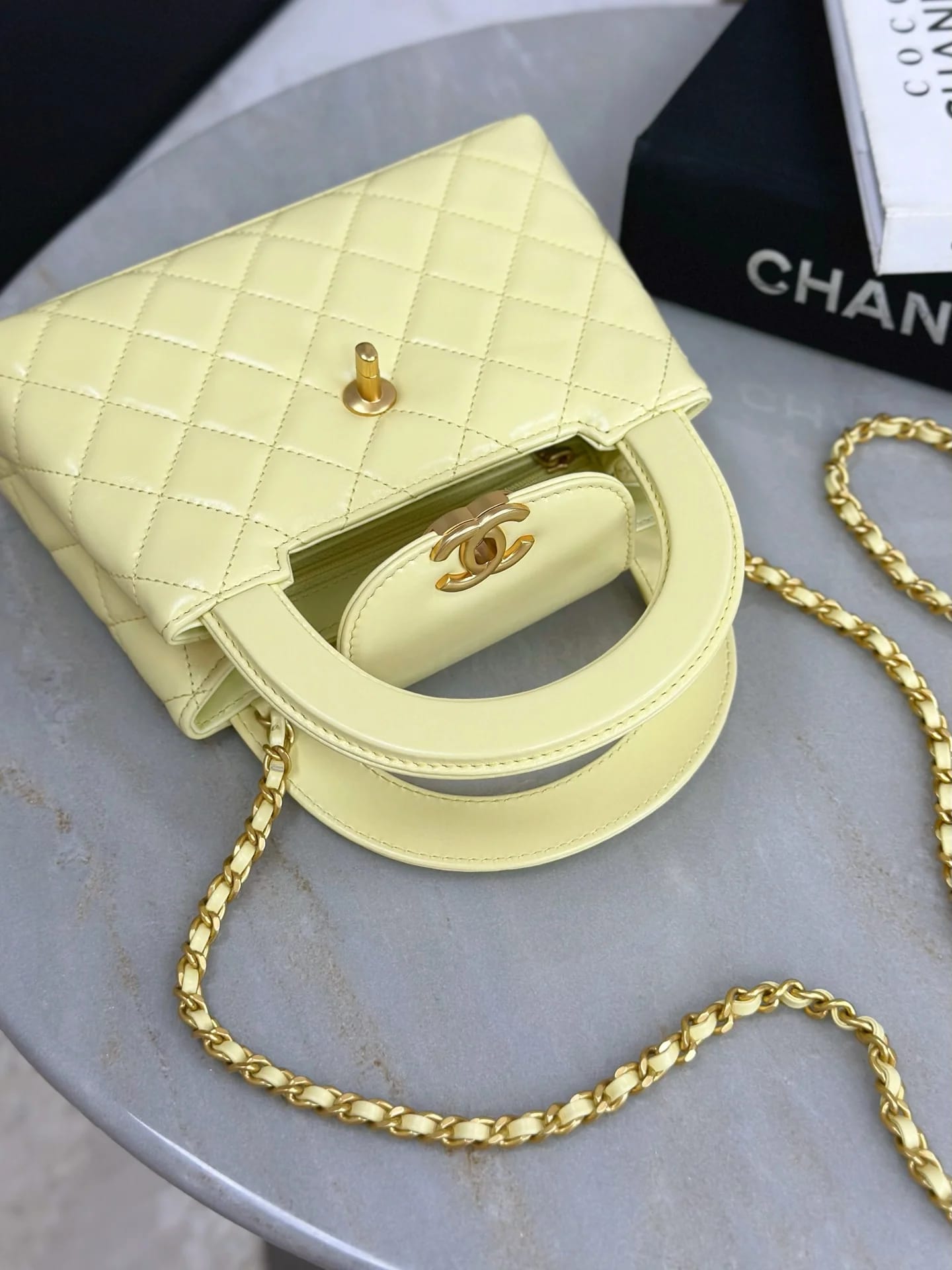 Сумка Chanel Kelly Chain Bag 2025 13×19×7 см - фото 7