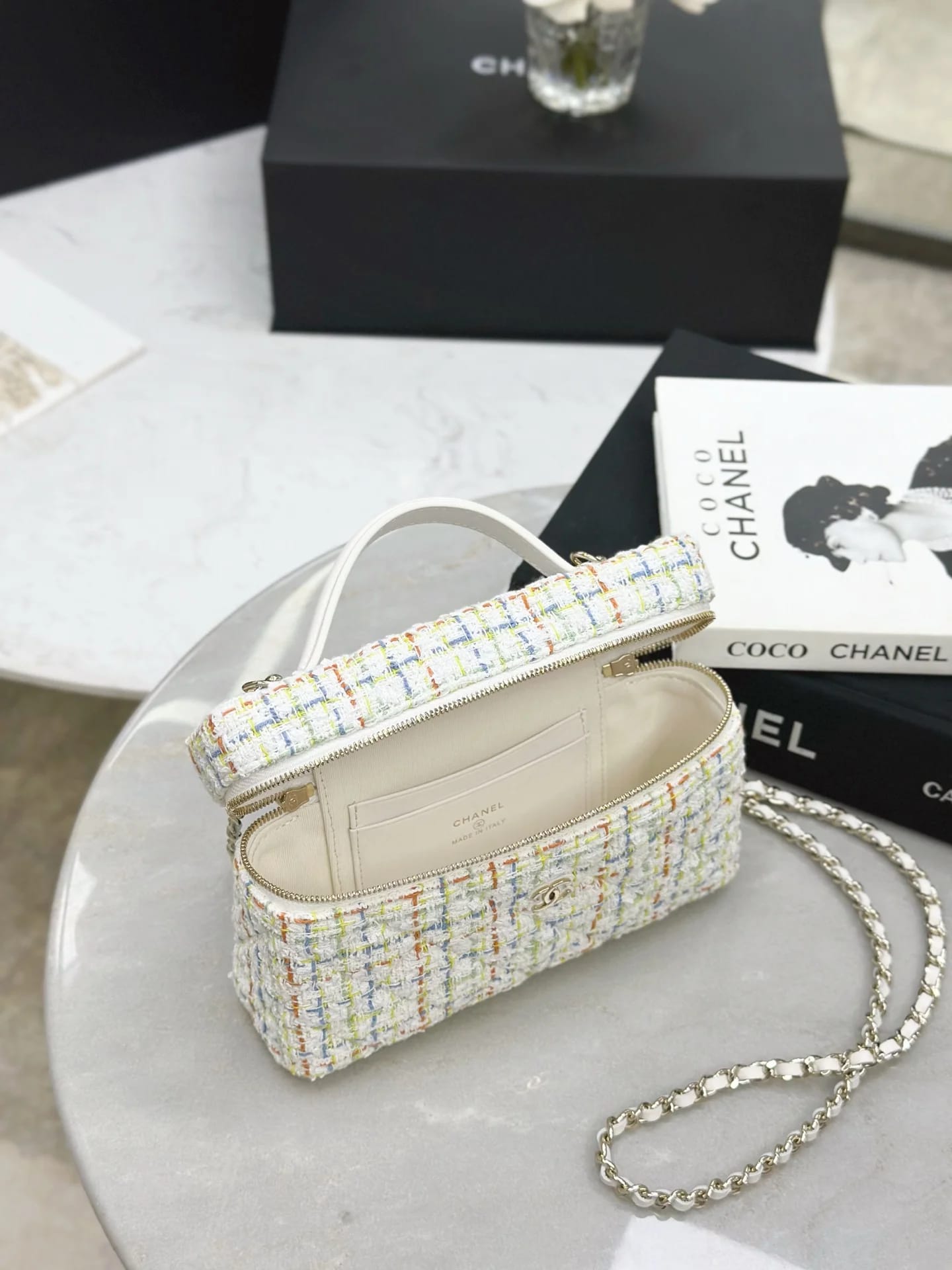 Сумка твидовая Chanel 25C LP белая 17х19,5х5 см - фото 9
