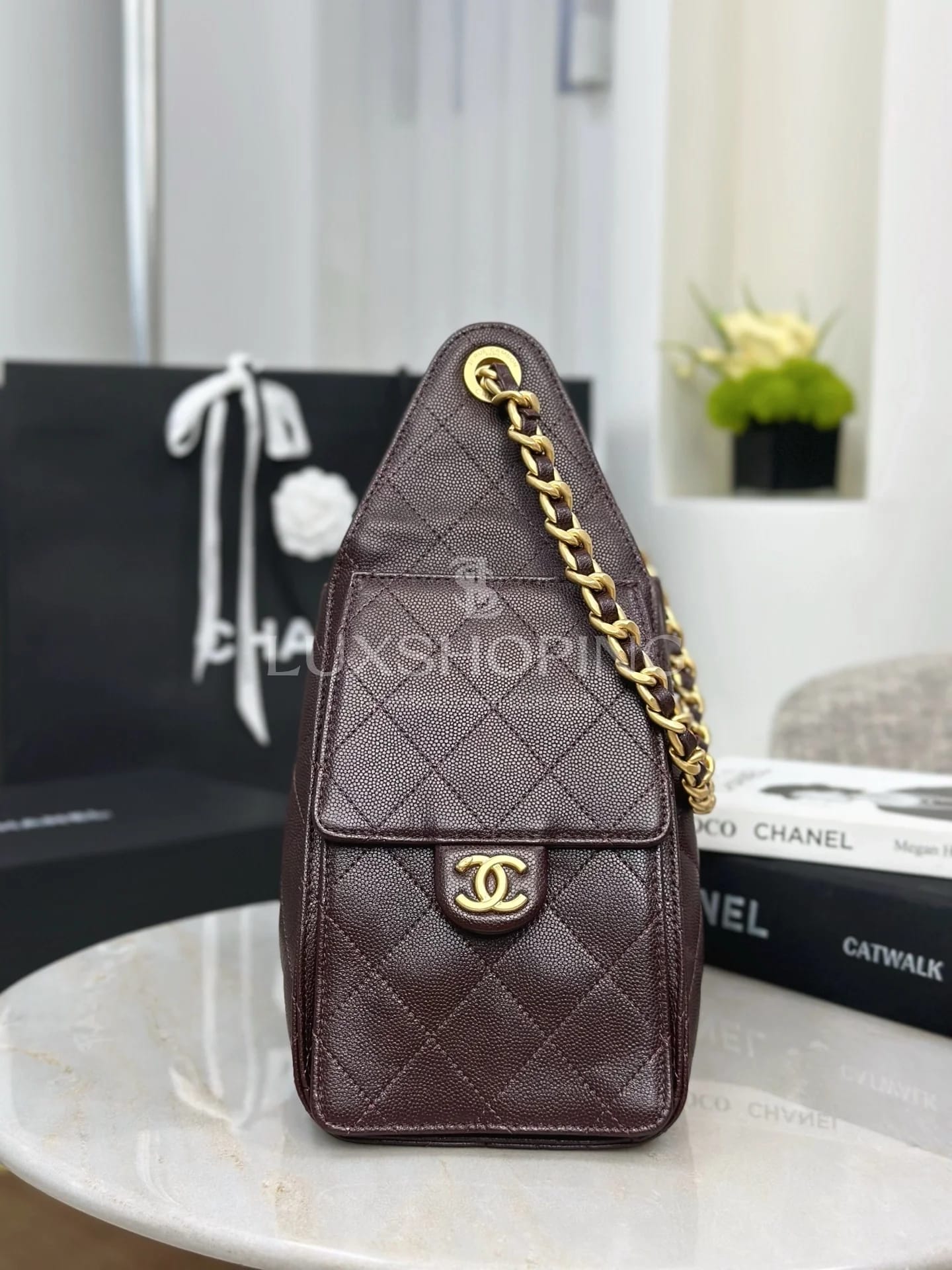 CHANEL 25C сумка-хобо 30×26×14 см бордо темная - фото 2