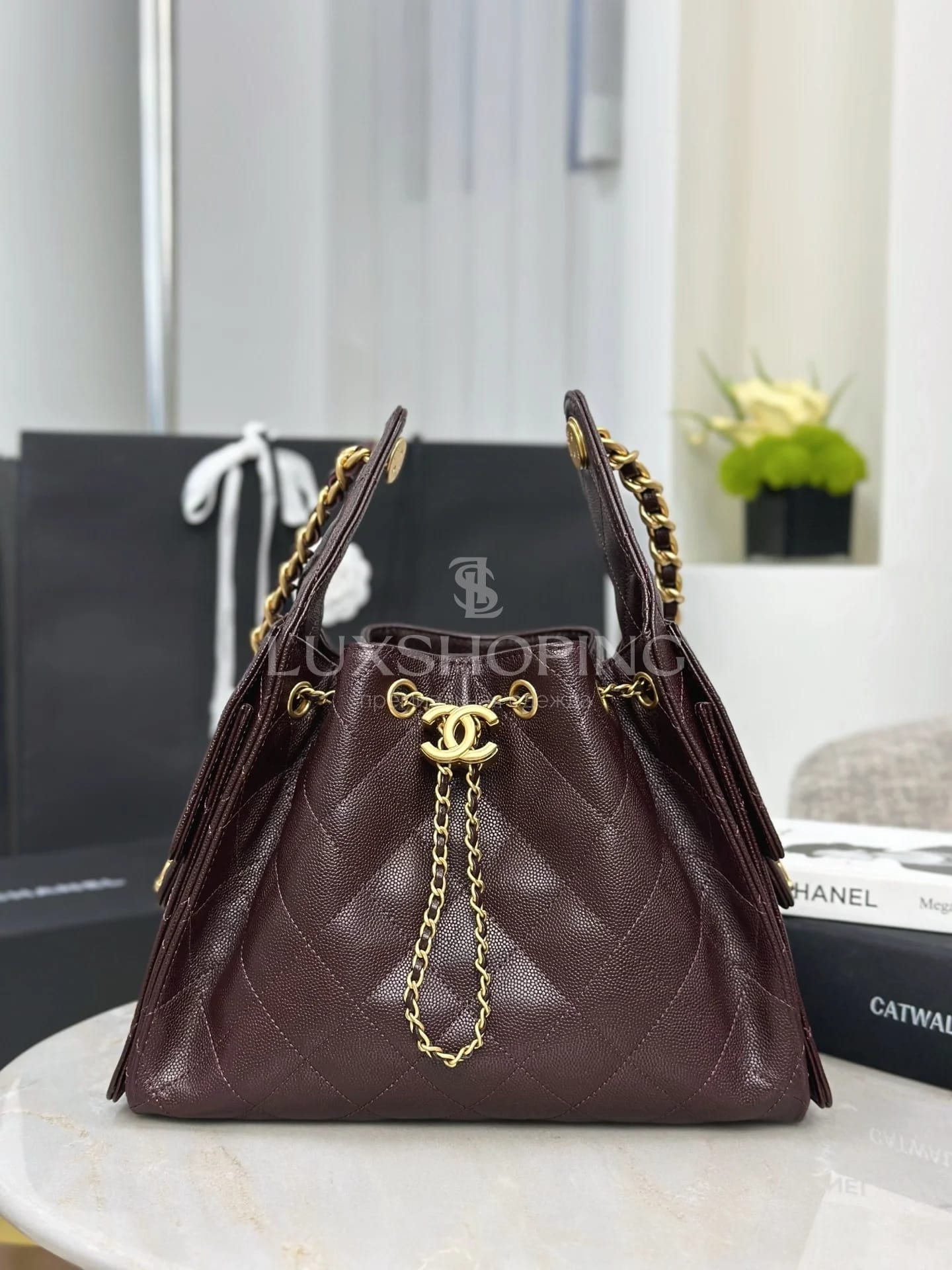 CHANEL 25C сумка-хобо 30×26×14 см бордо темная - фото 4