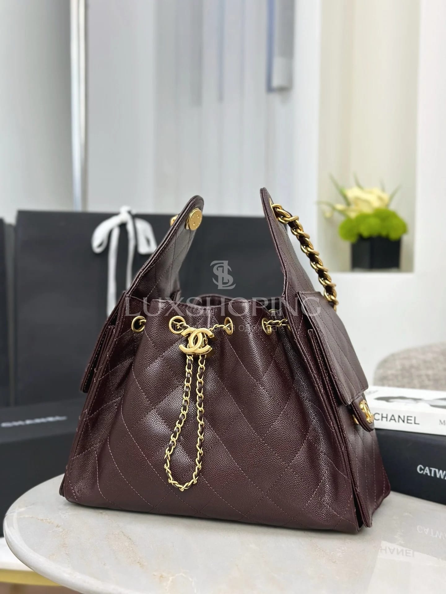 CHANEL 25C сумка-хобо 30×26×14 см бордо темная - фото 6
